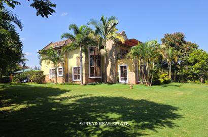 5 Bedroom House Available For Rent - Runda