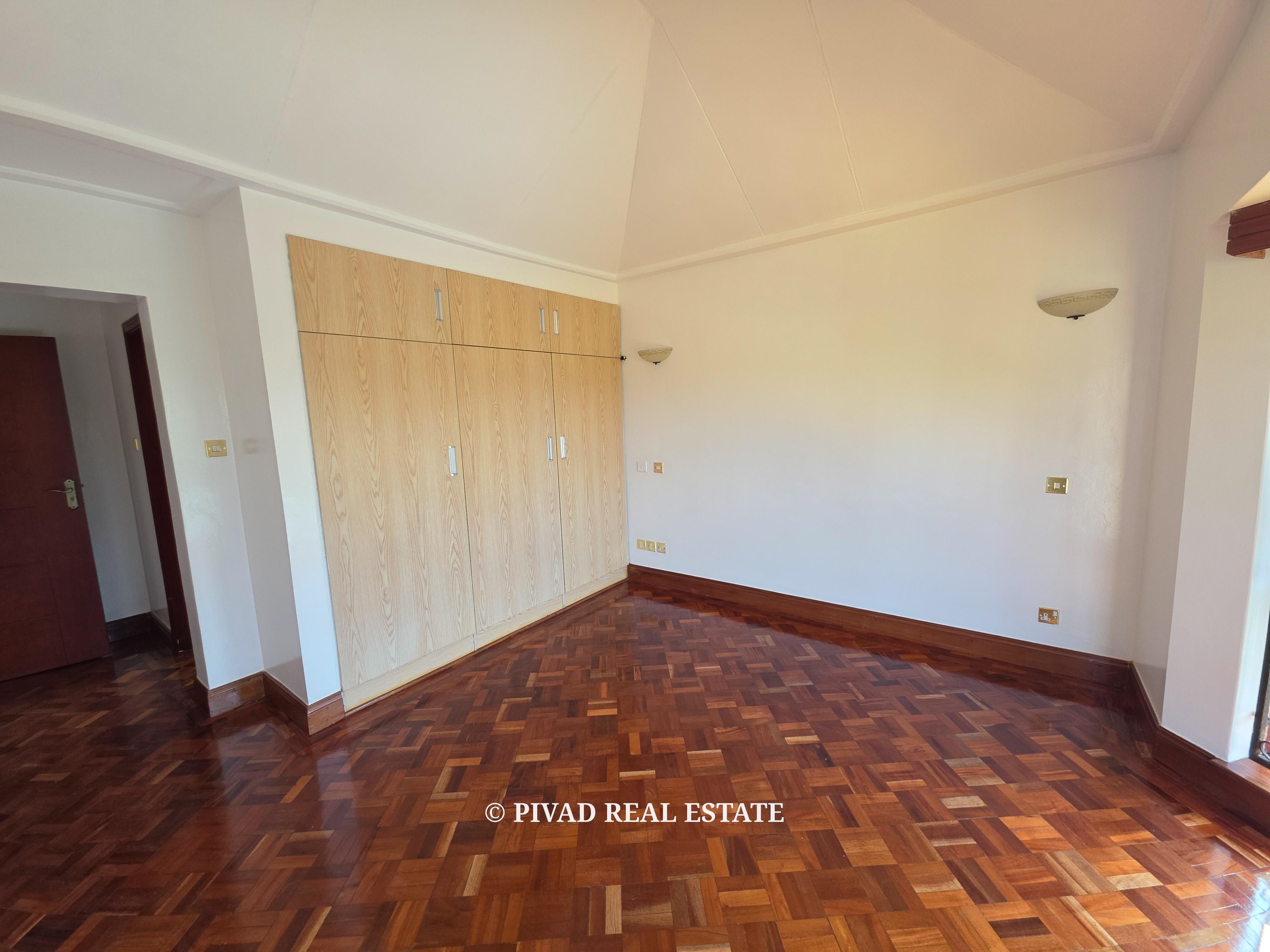 5 Bedroom House Available For Rent - Runda
