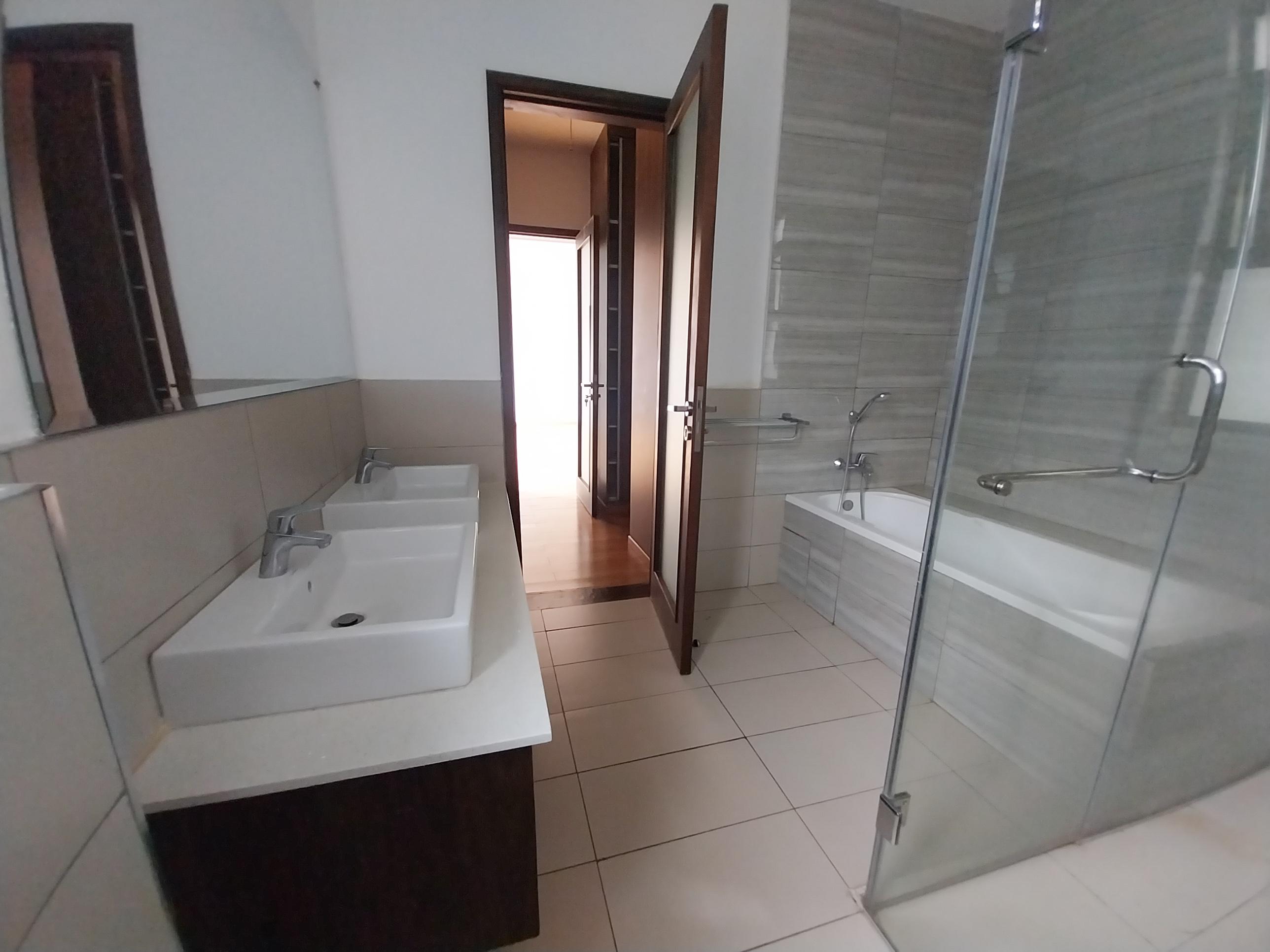 4 Bedroom Townhouse Available For Sale in Garden Estate