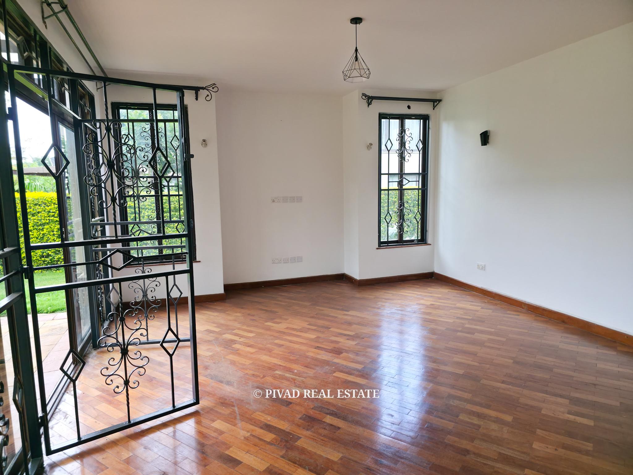 4 Bedroom townhouse available for rent in Ridgeways
