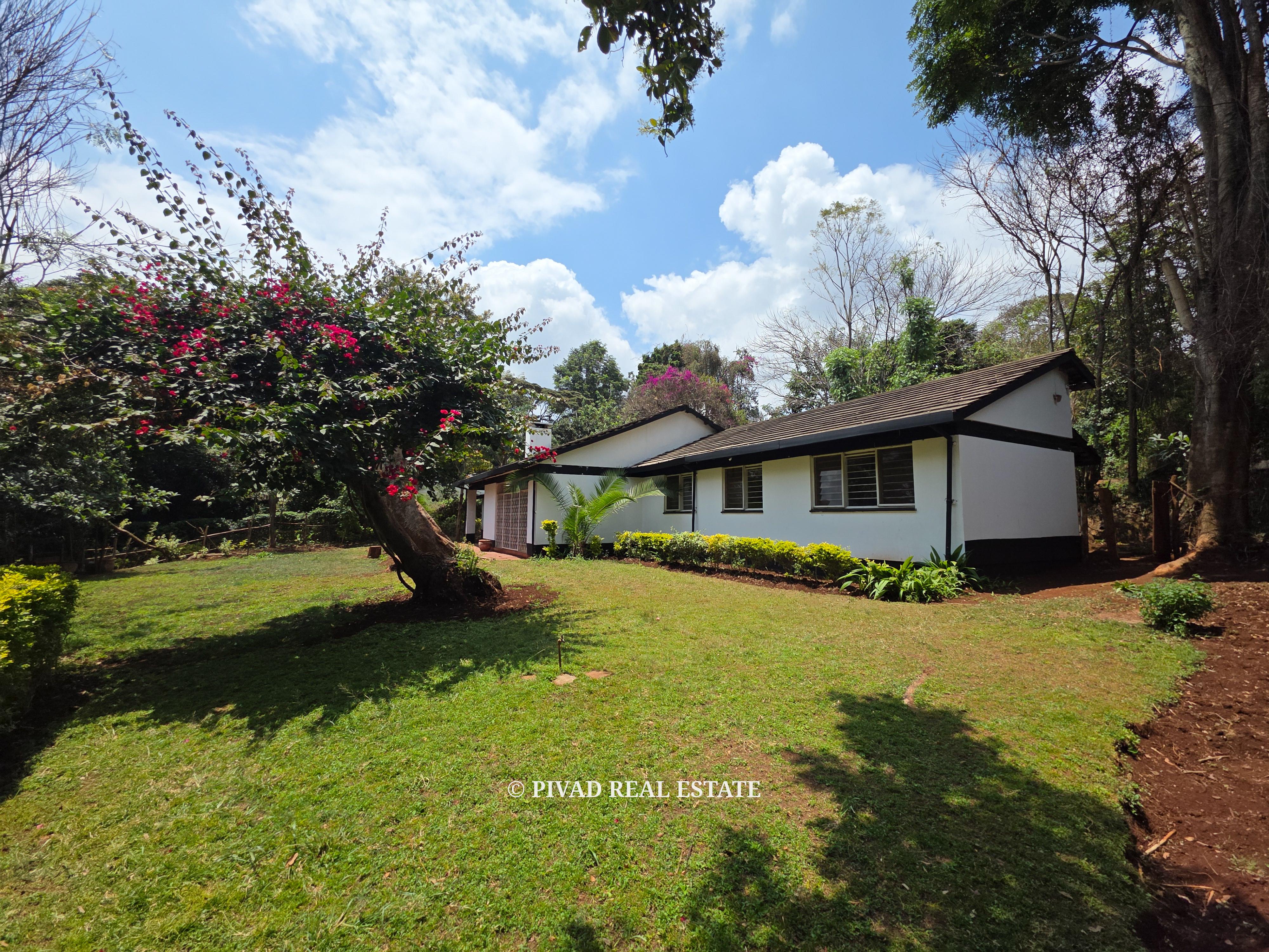 4 bedroom House (Bungalow) for Sale in Loresho Crescent