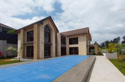 Ultra Modern 4 bedroom house Available for sale in Runda