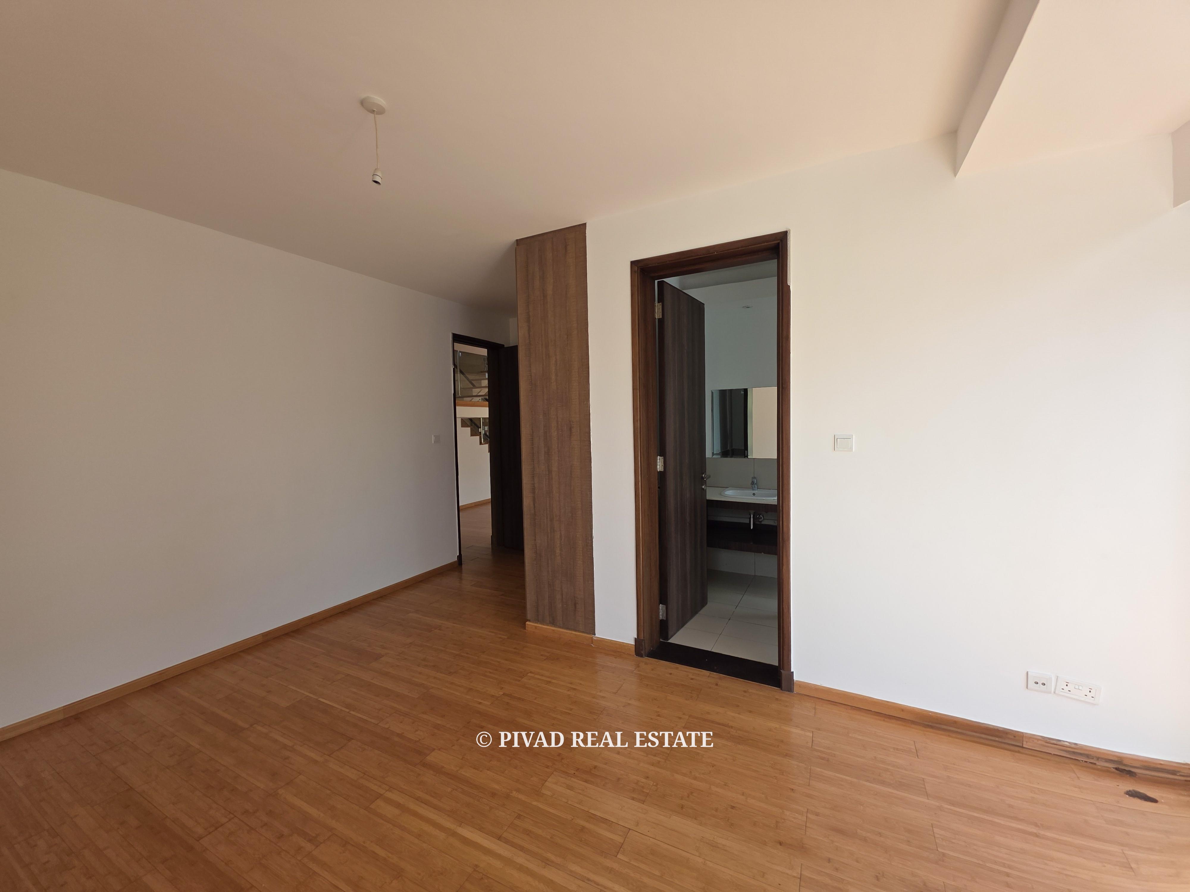 4 Bedroom Townhouse available for Sale in Sarabi Garden Estate