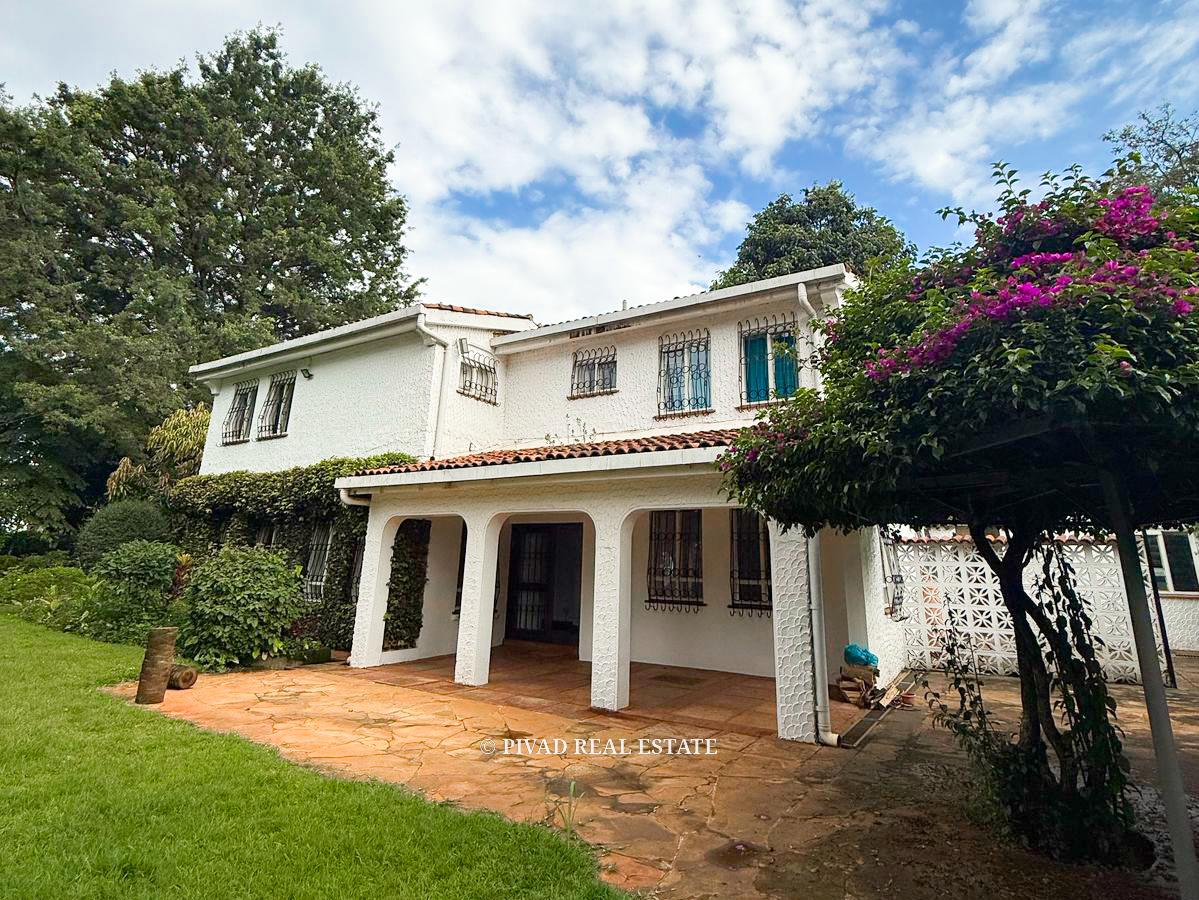 4 bedroom House available for sale in Hillview Estate