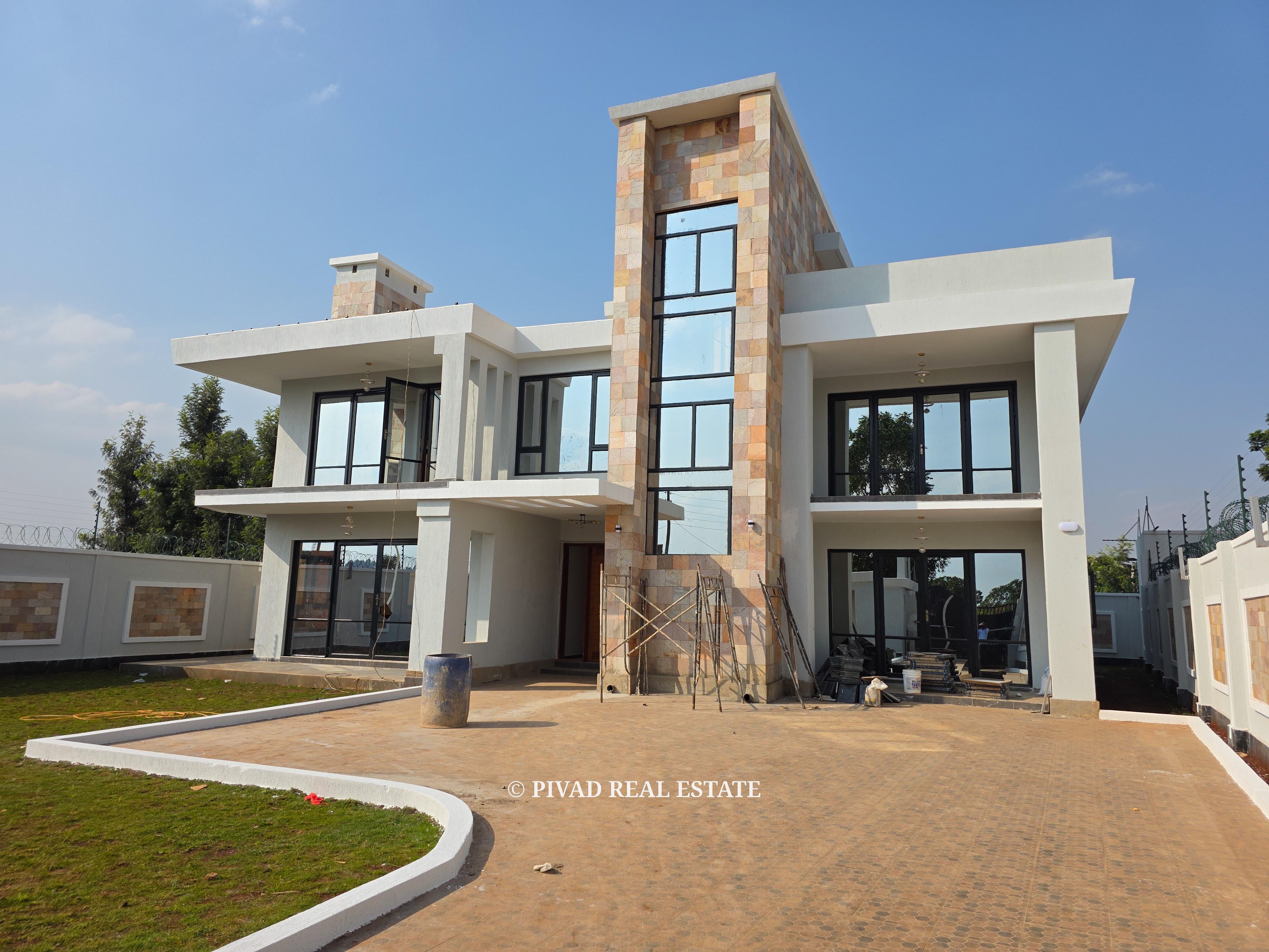 Newly built 5 bedroom house available for Sale in Runda