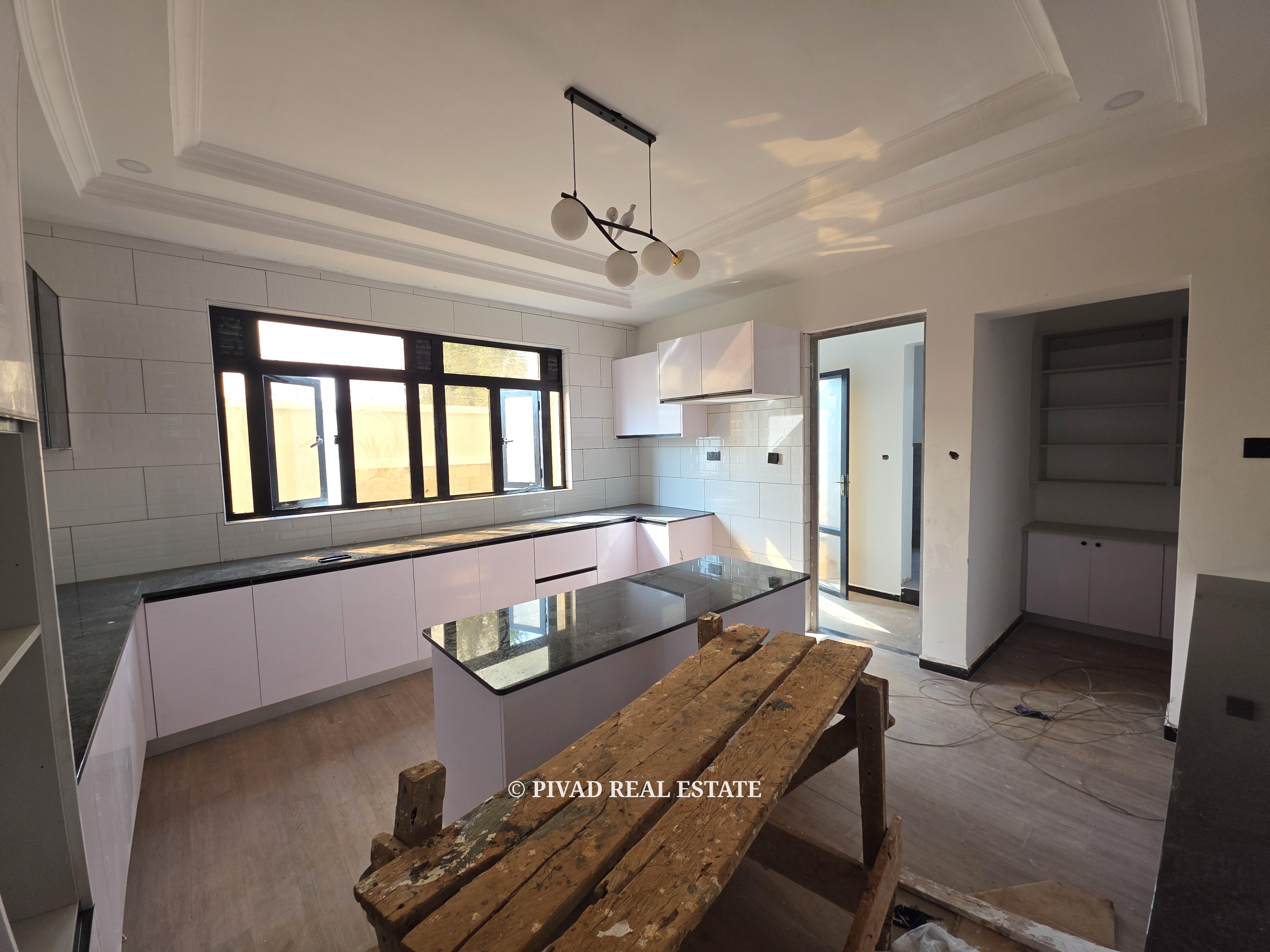 Newly built 5 bedroom house available for Sale in Runda