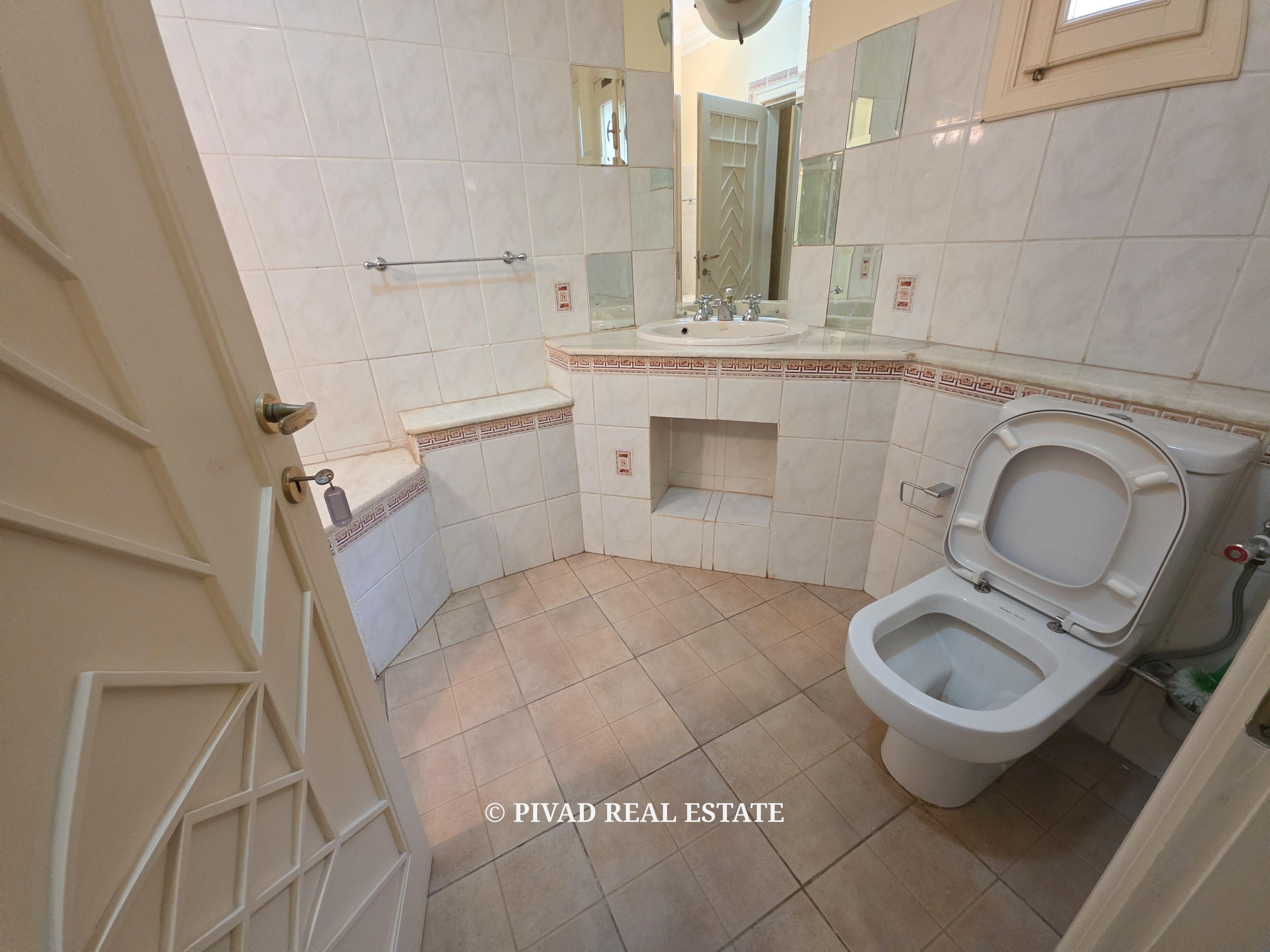 5 Bedroom House available for Sale in old Muthaiga