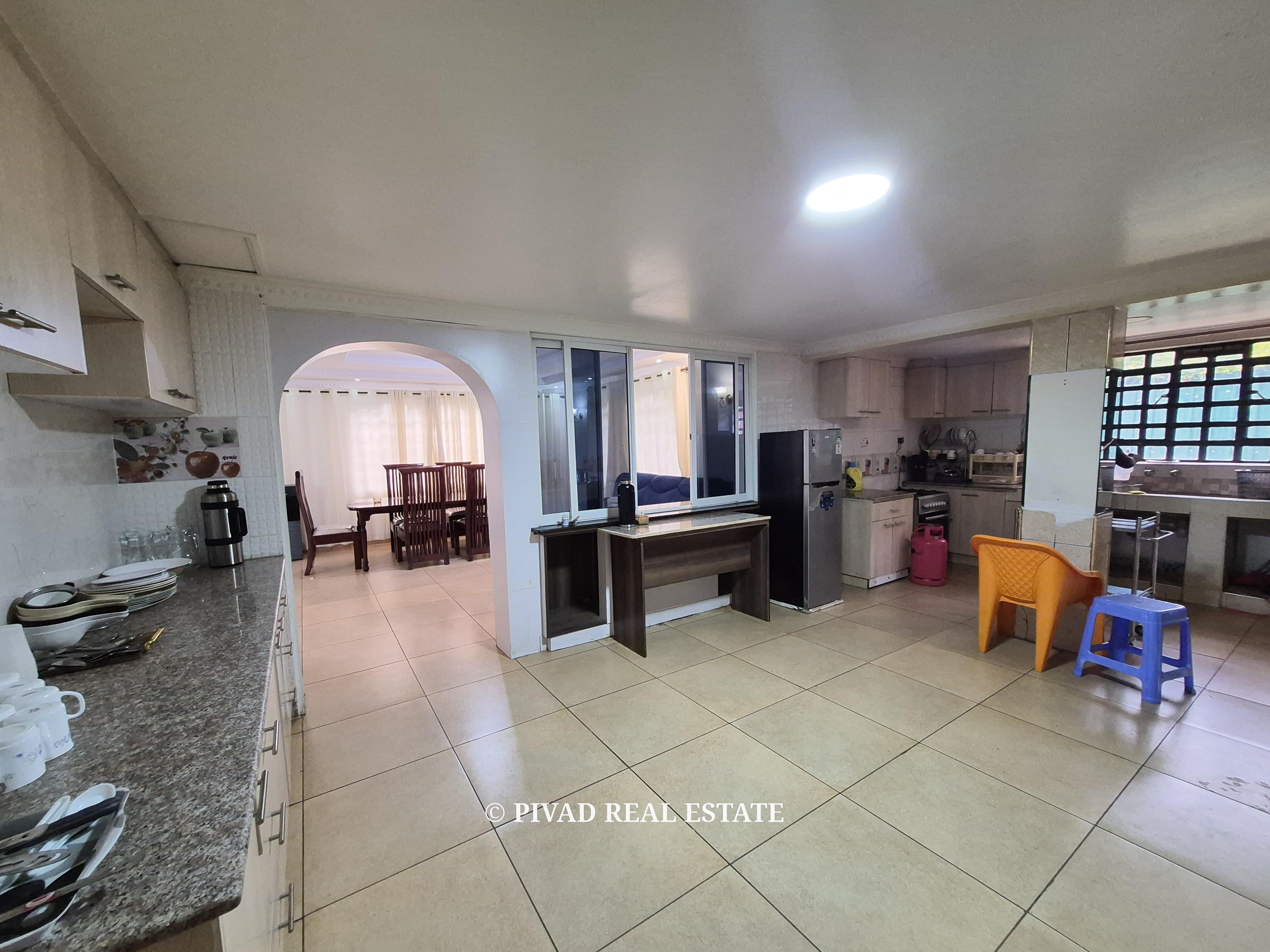 6 Bedroom House available for Sale in Garden Estate