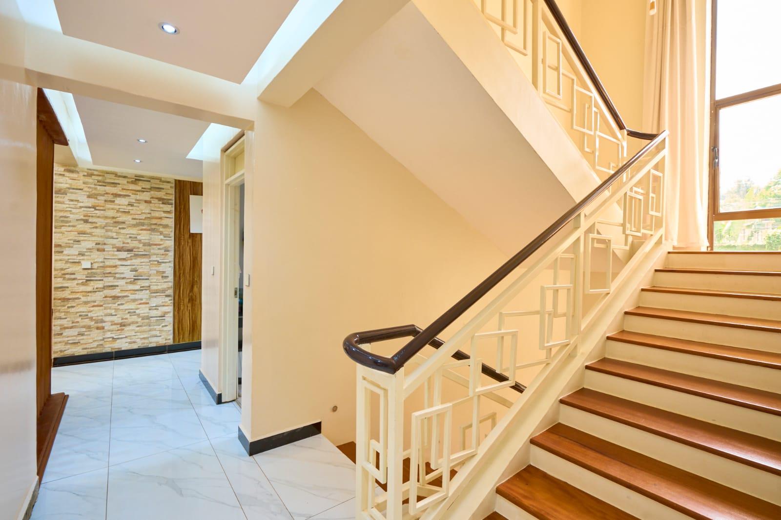 4 Bedroom House Available For Sale - Off Kiambu Rd