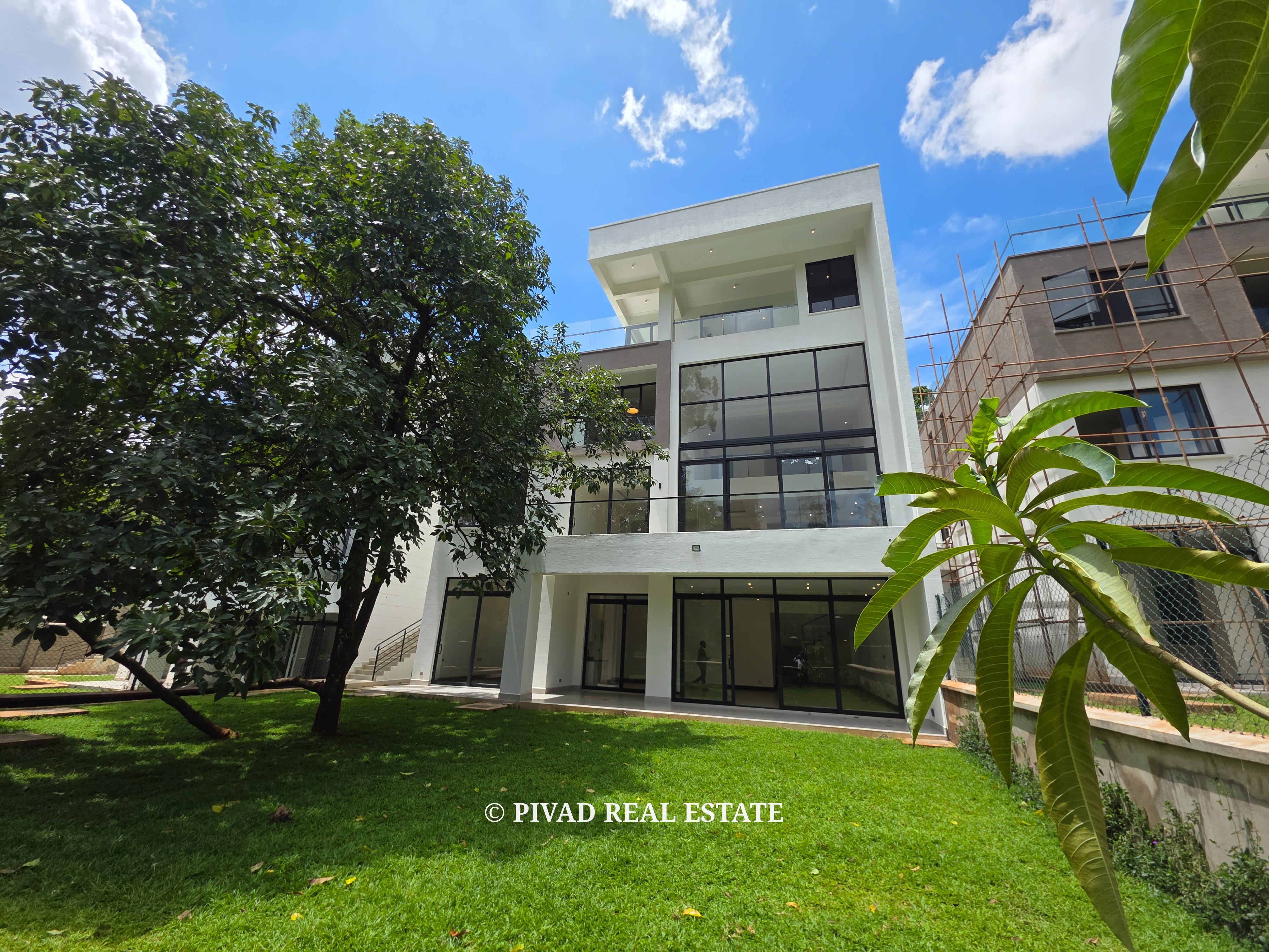 5 Bedroom House with a Dsq For 2 Available For Rent - Old Kitisuru