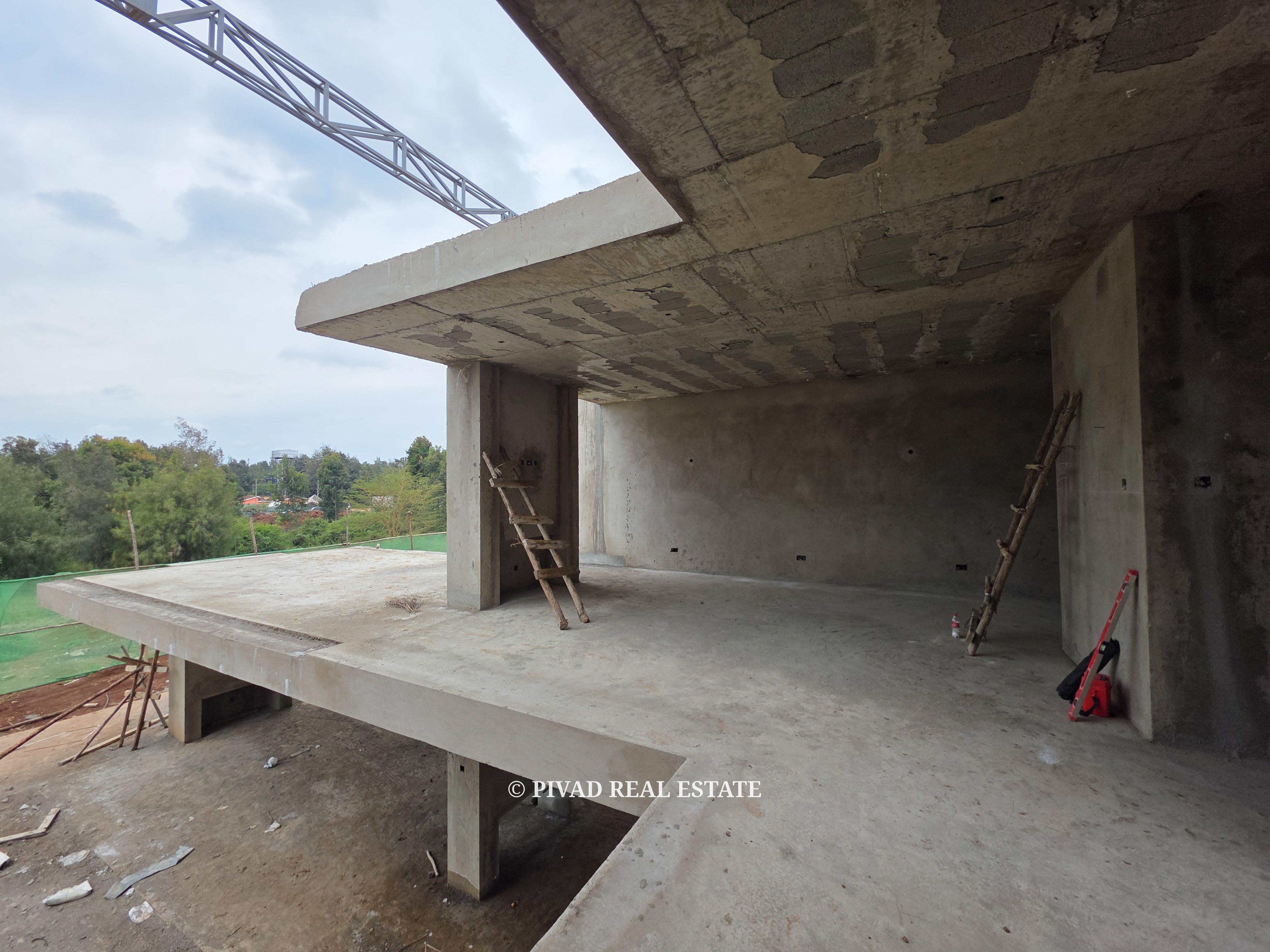 Luxurious 5 Bedroom, All En-suite Plus Dsq villas For sale - Karen