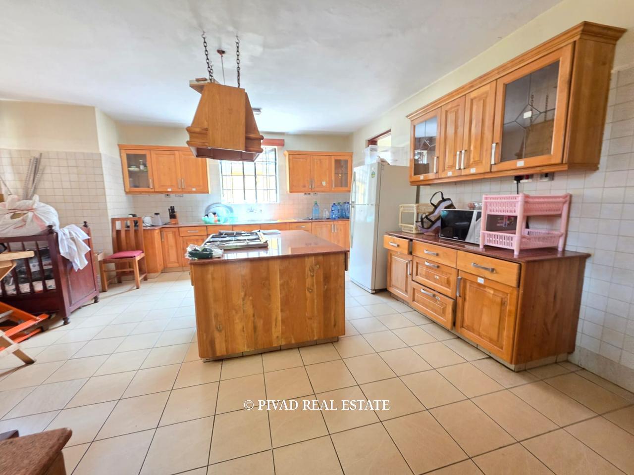 6-Bedroom House for Sale in Gigiri – KSh 150 Million