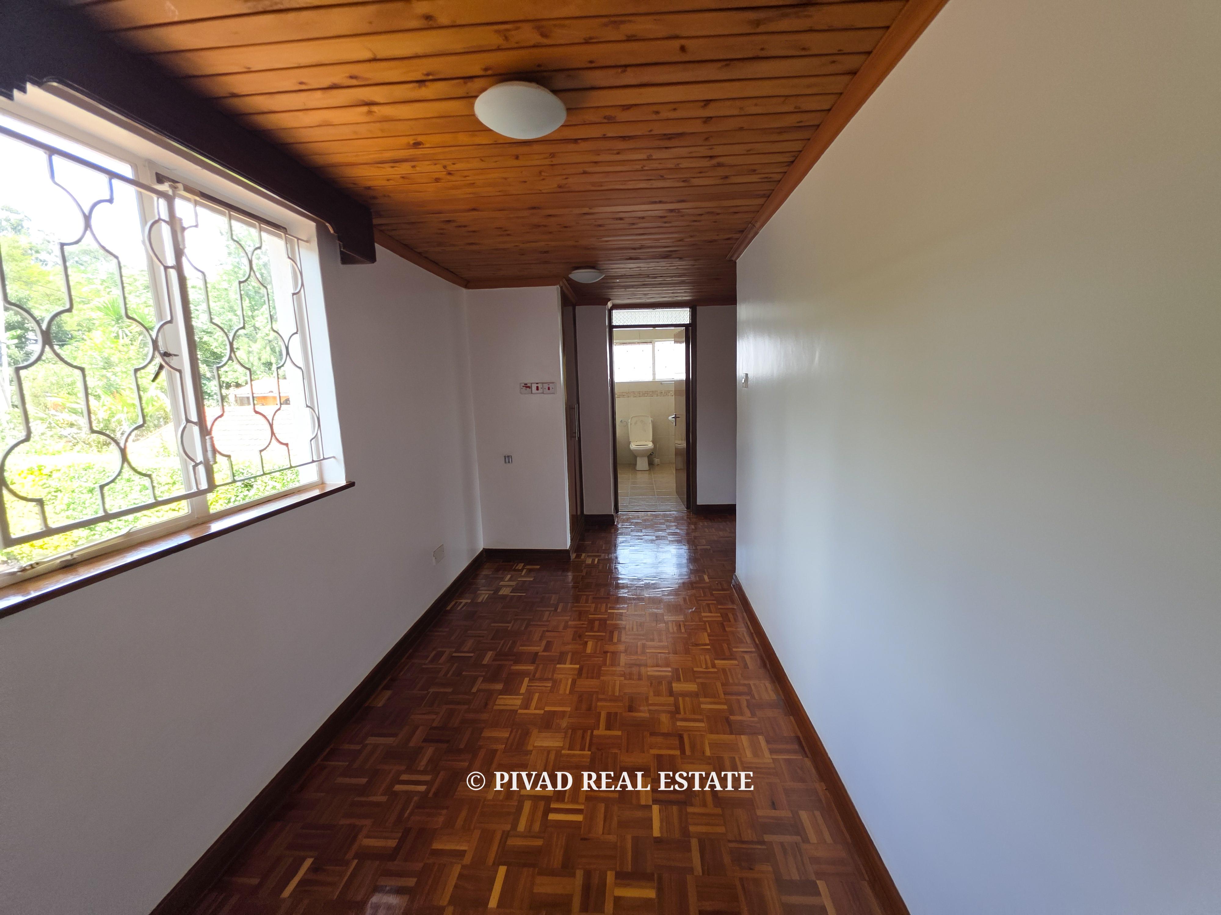 5 bedroom House Available For Sale - Gigiri Estate