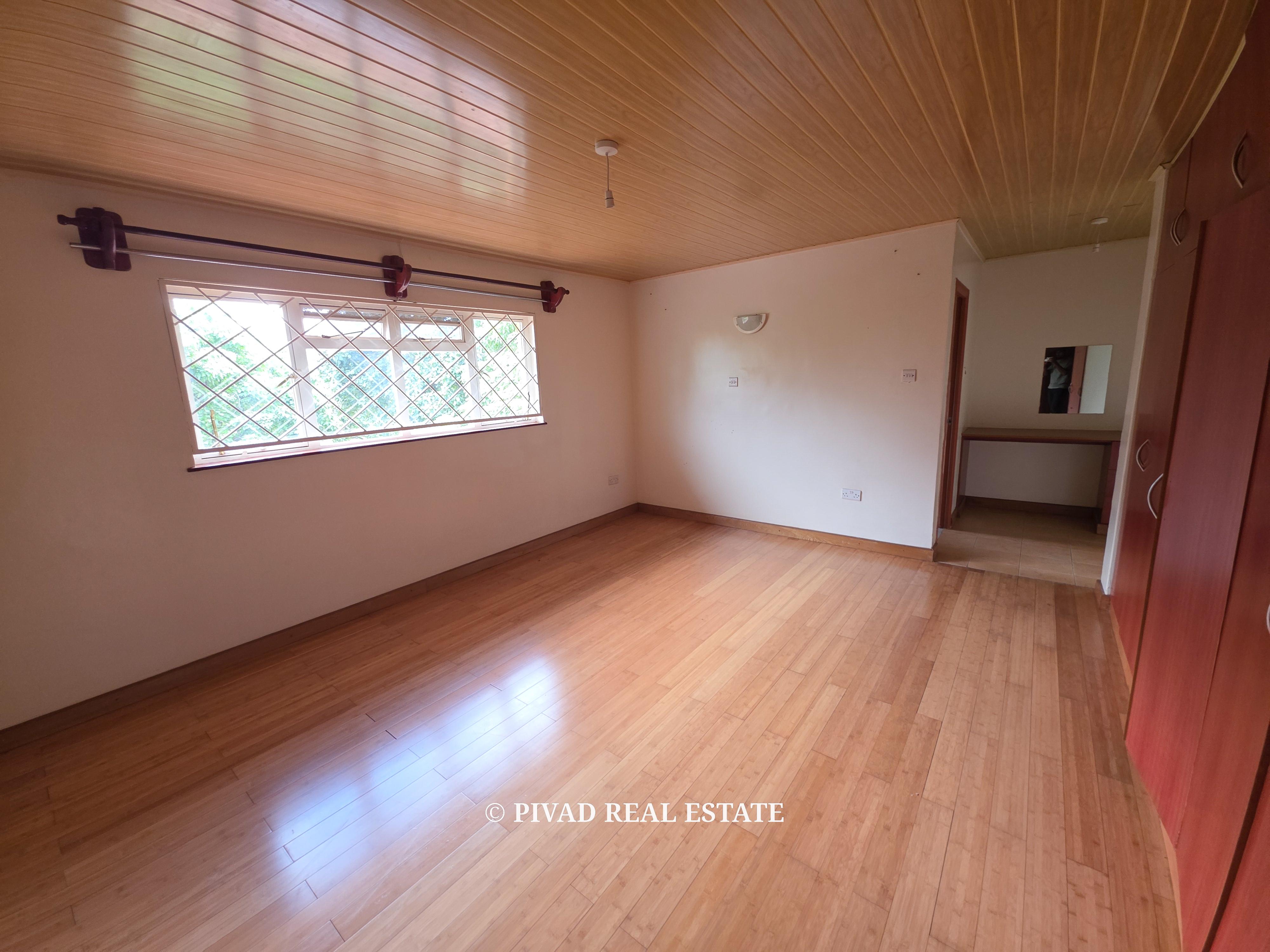 5 Bedroom House Available For Sale in Runda, Eliud Mathu Street