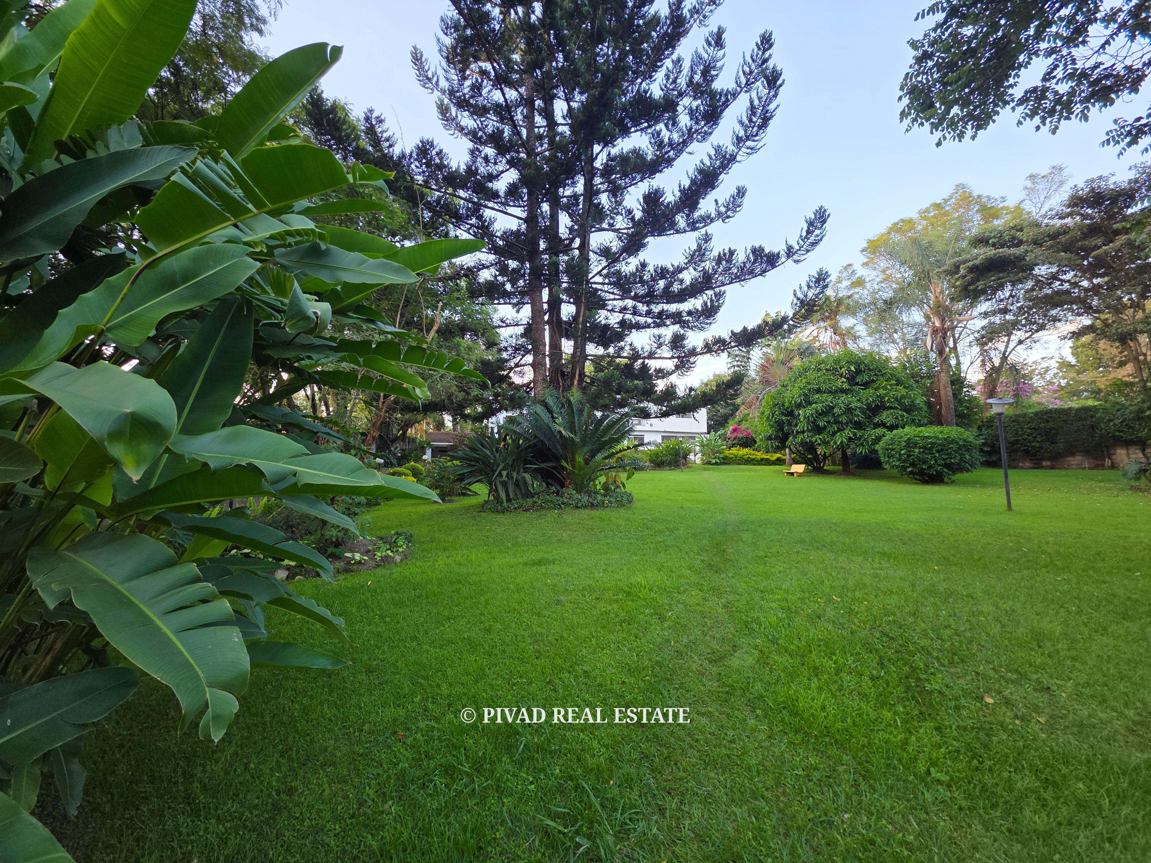 1 Acre Flat Land Available For Sale in Thigiri Estate