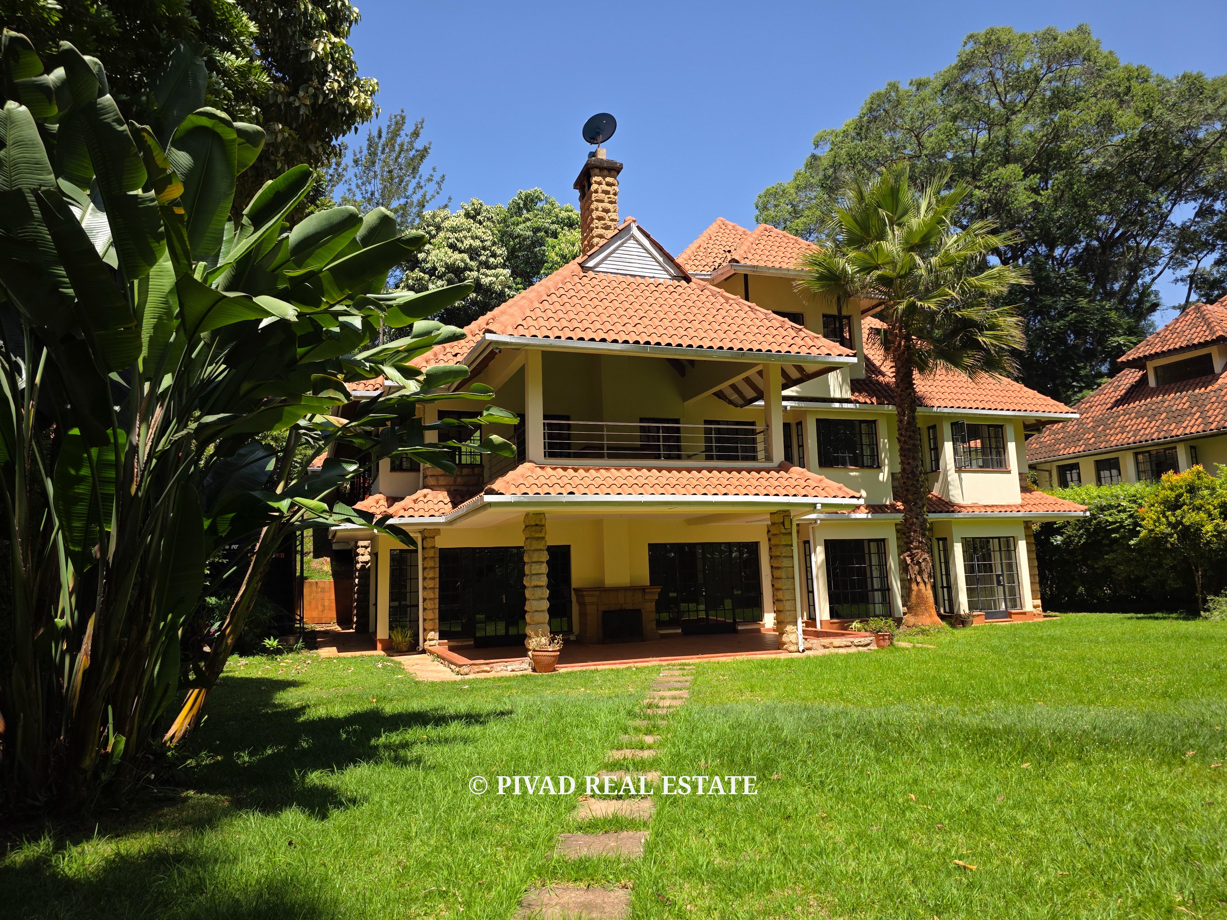 5 Bedroom House Available For Rent in Rosslyn Estate