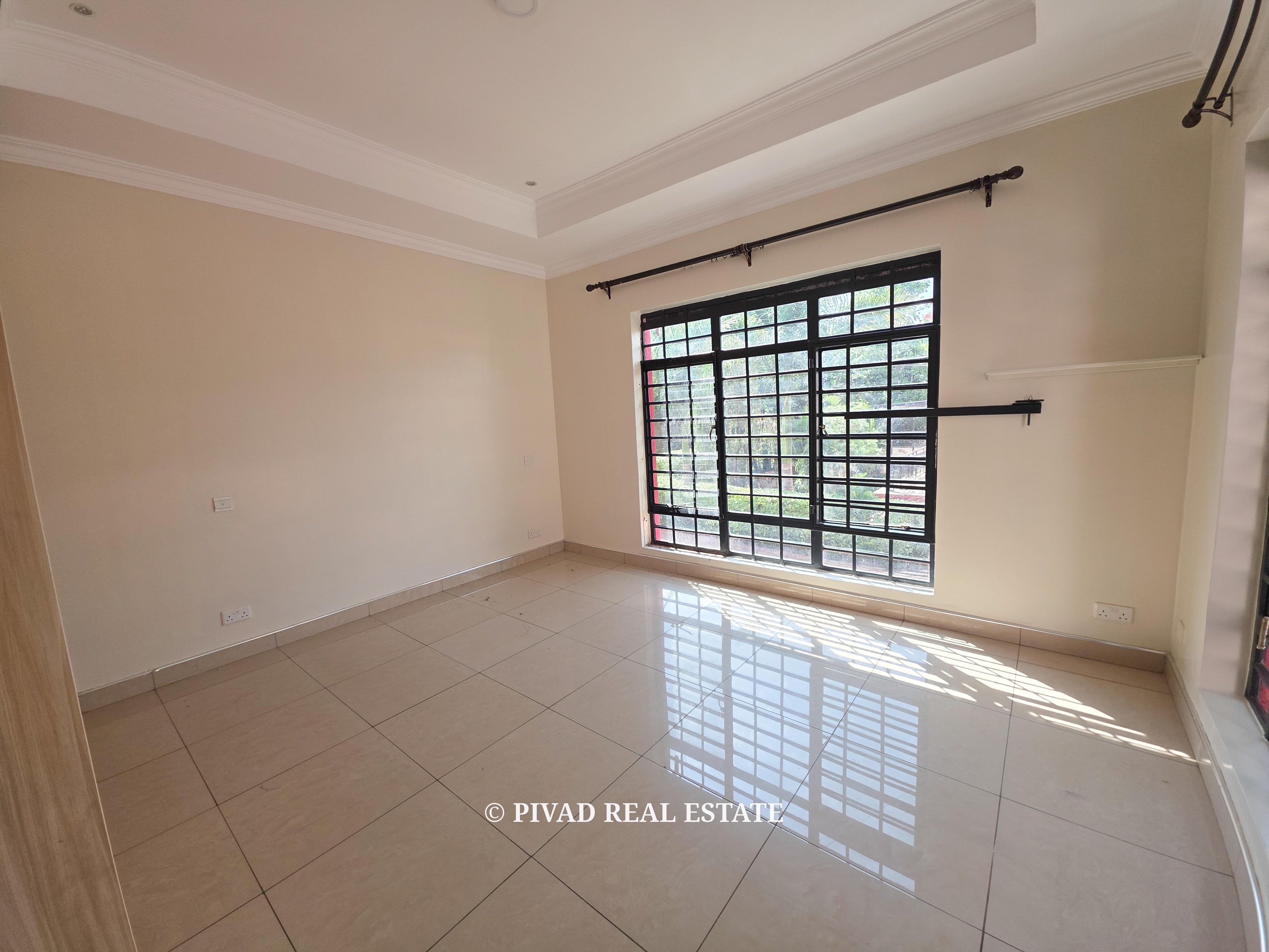 4 Bedroom House Available For Sale in New Runda