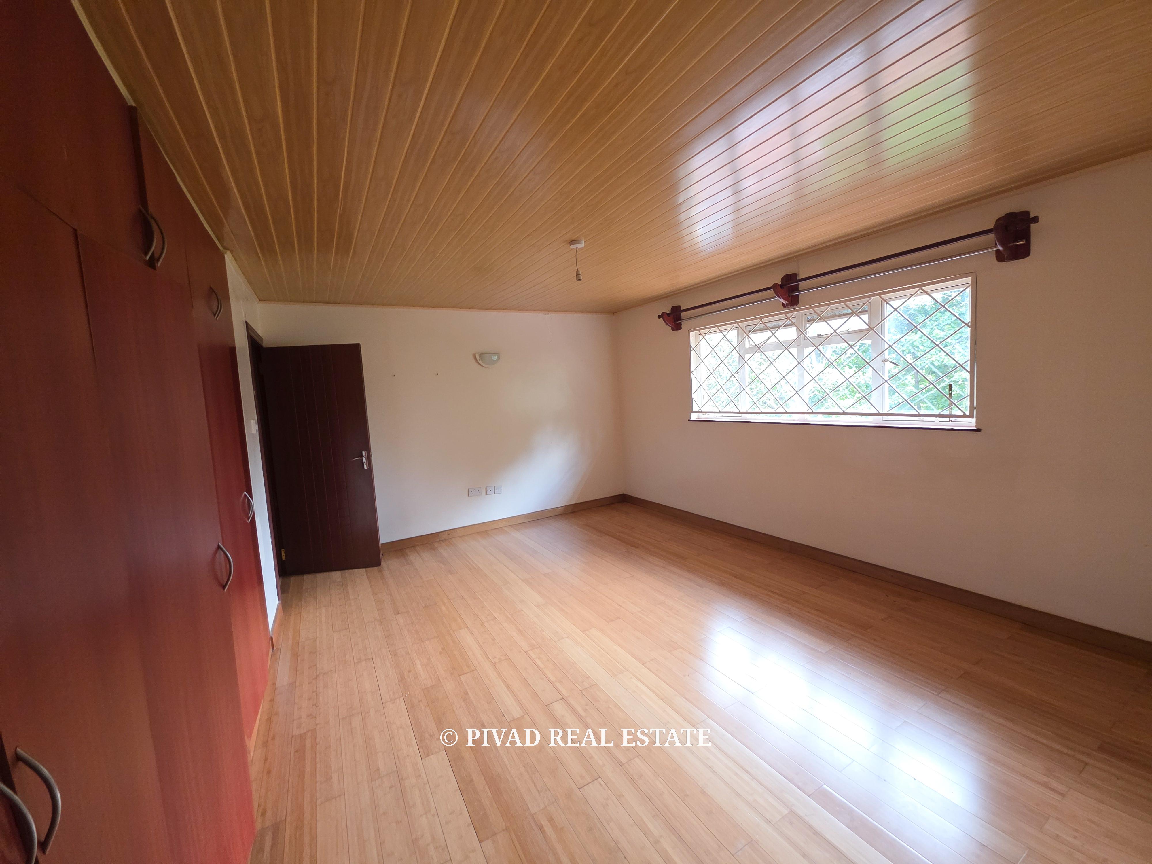 5 Bedroom House Available For Sale in Runda, Eliud Mathu Street