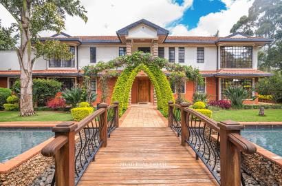 5 Bedroom House Available For Sale in Karen