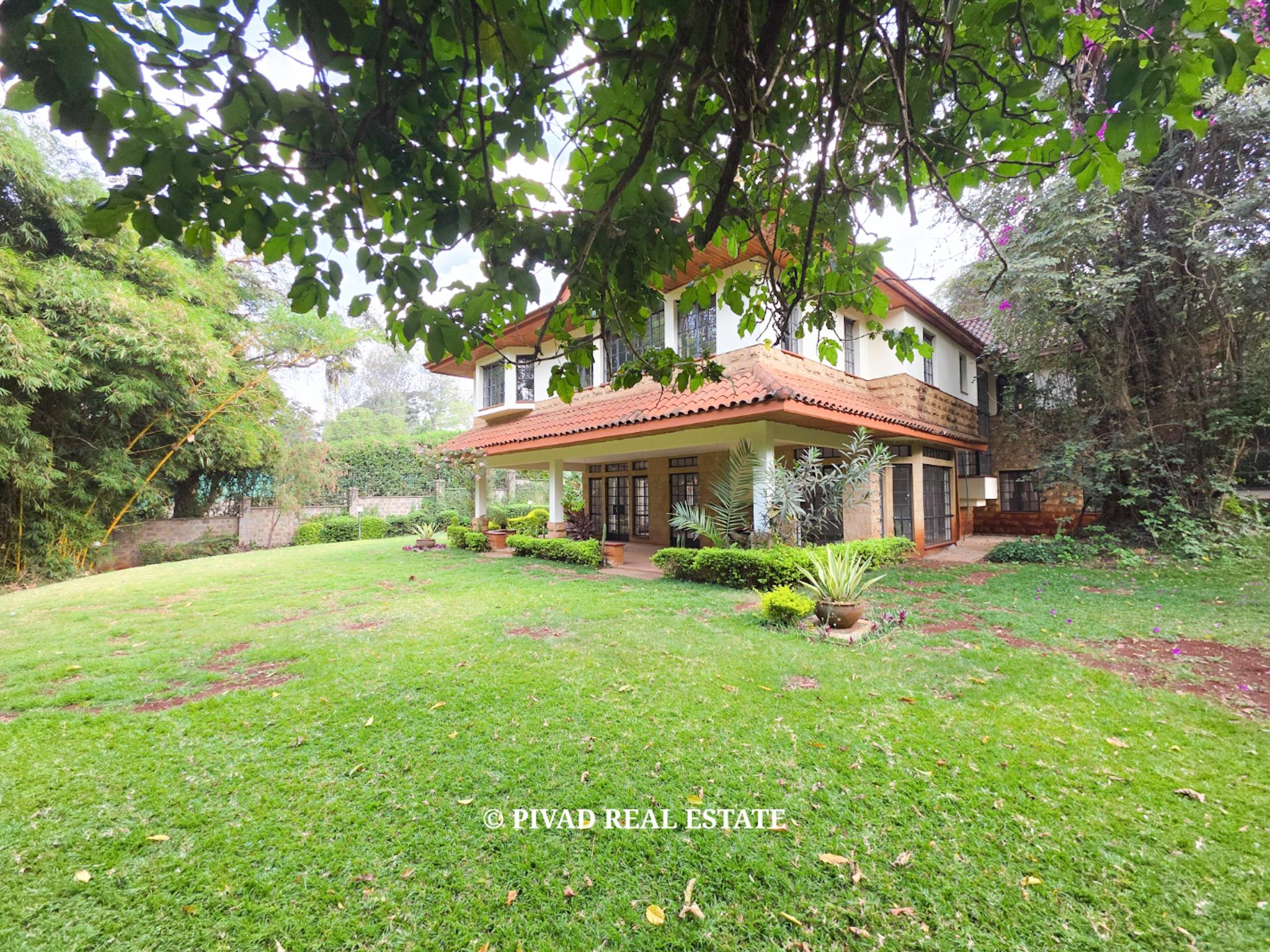 5 Bedroom House Available For Rent in Rosslyn Estate