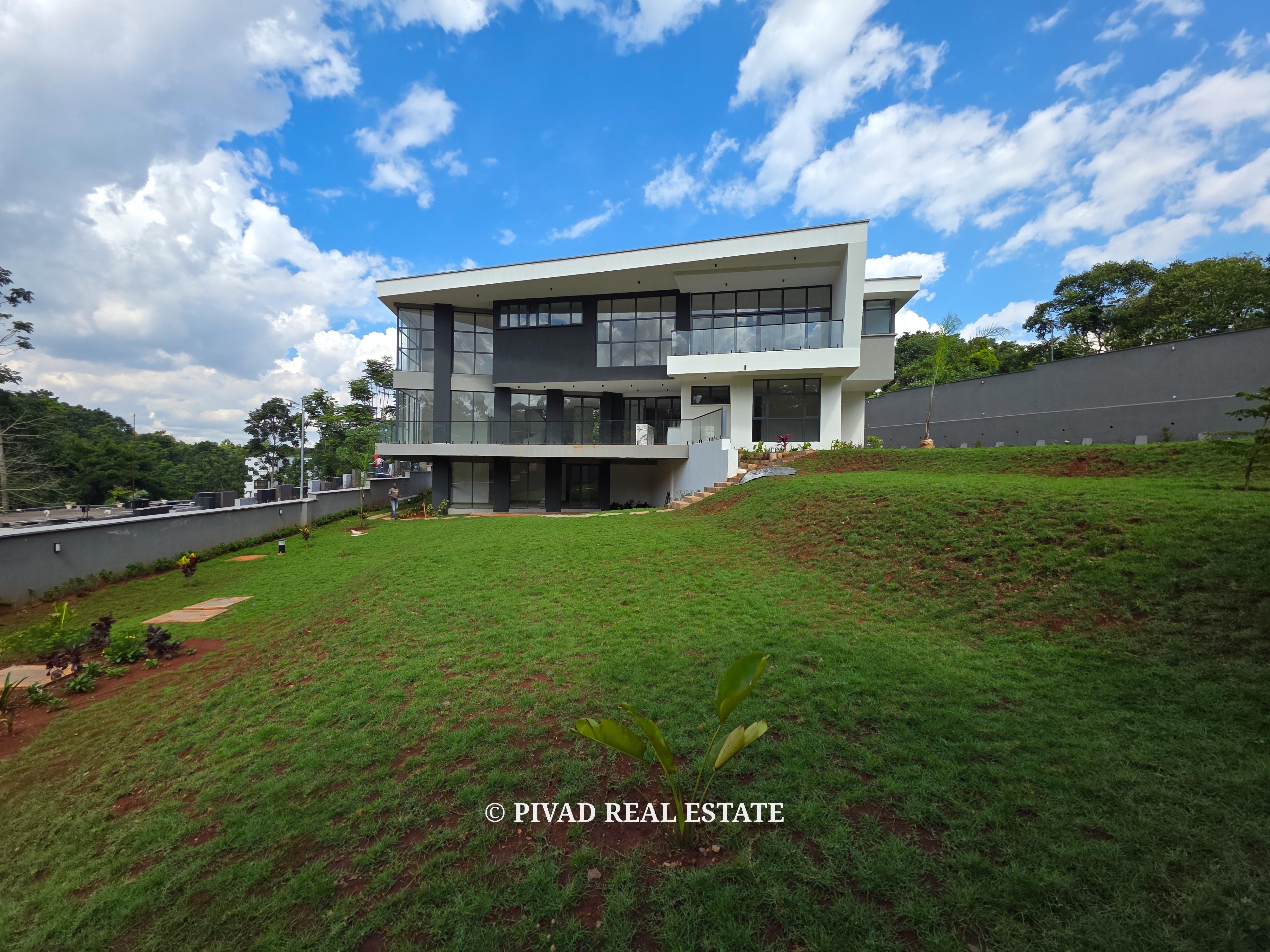 5 Bedroom House for Sale in Nyari