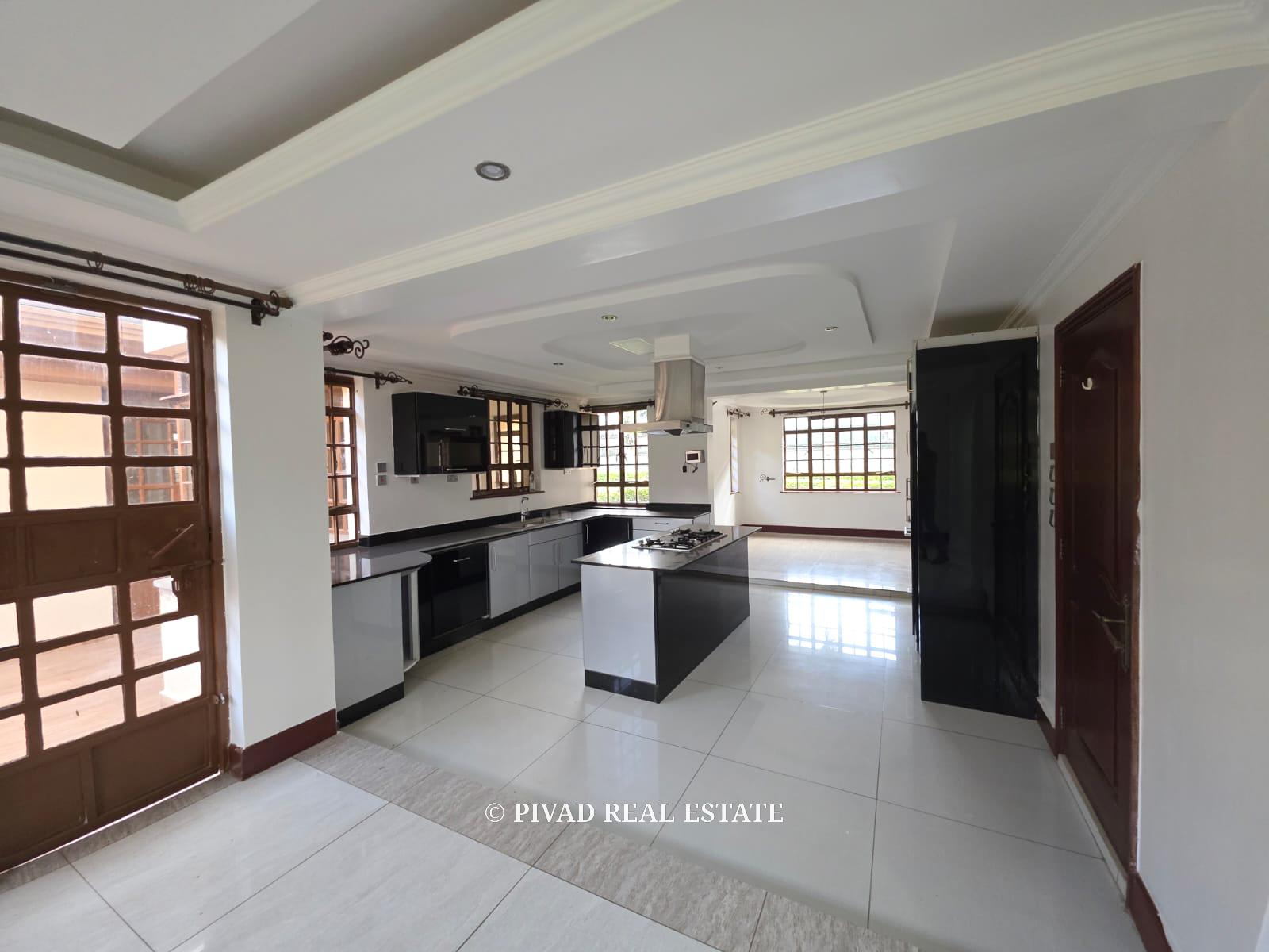 6 Bedroom House Available For Sale in Runda