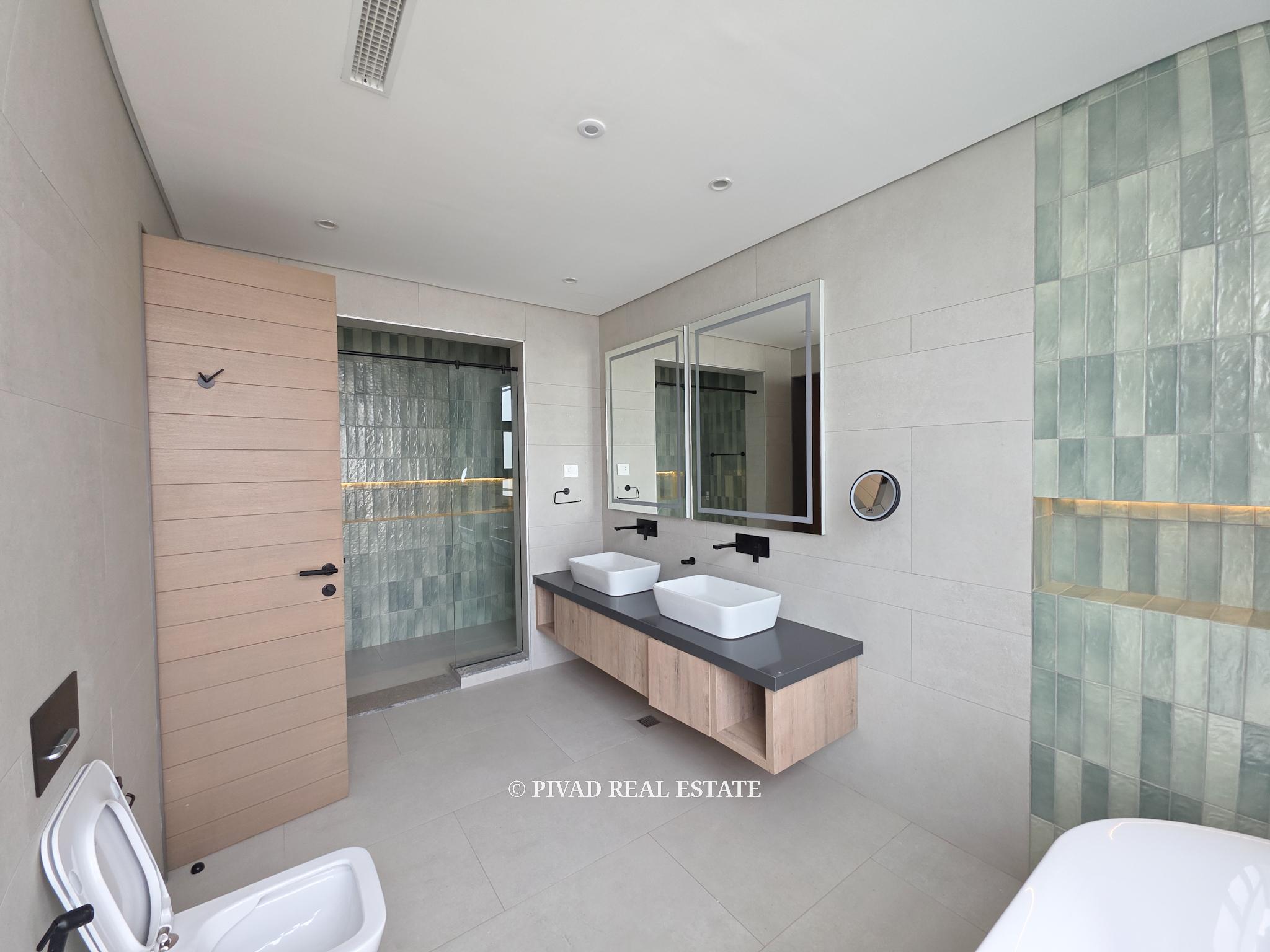5 Bedroom Houses available for Sale in Kyuna Westlands