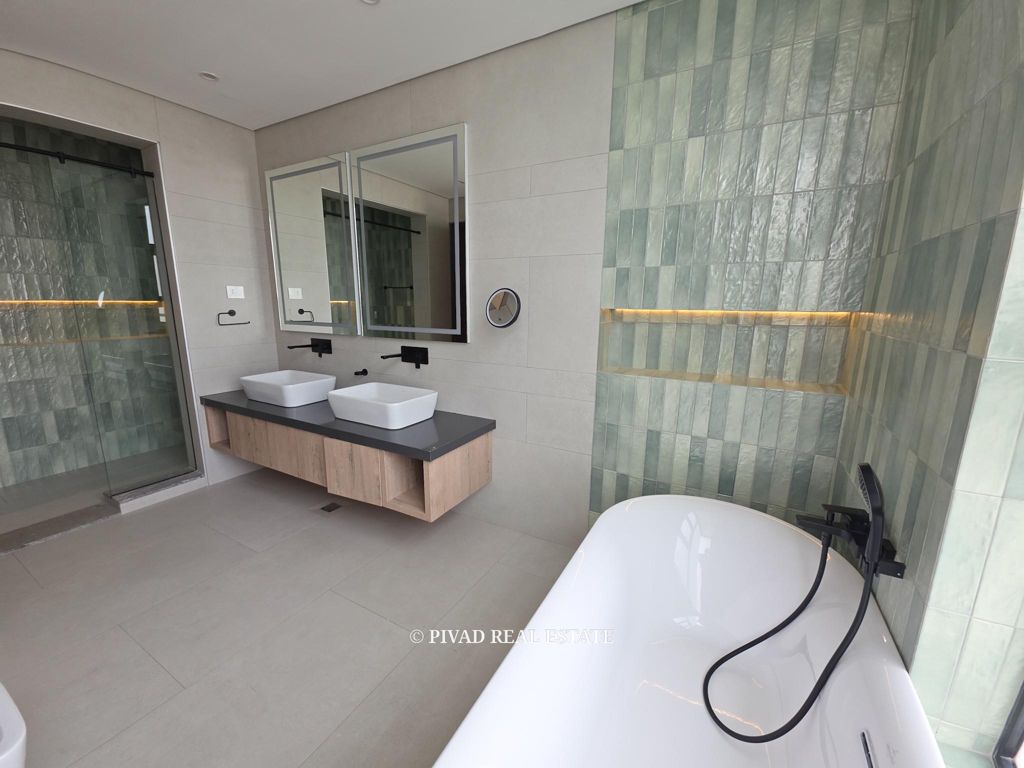 5 Bedroom Houses available for Sale in Kyuna Westlands