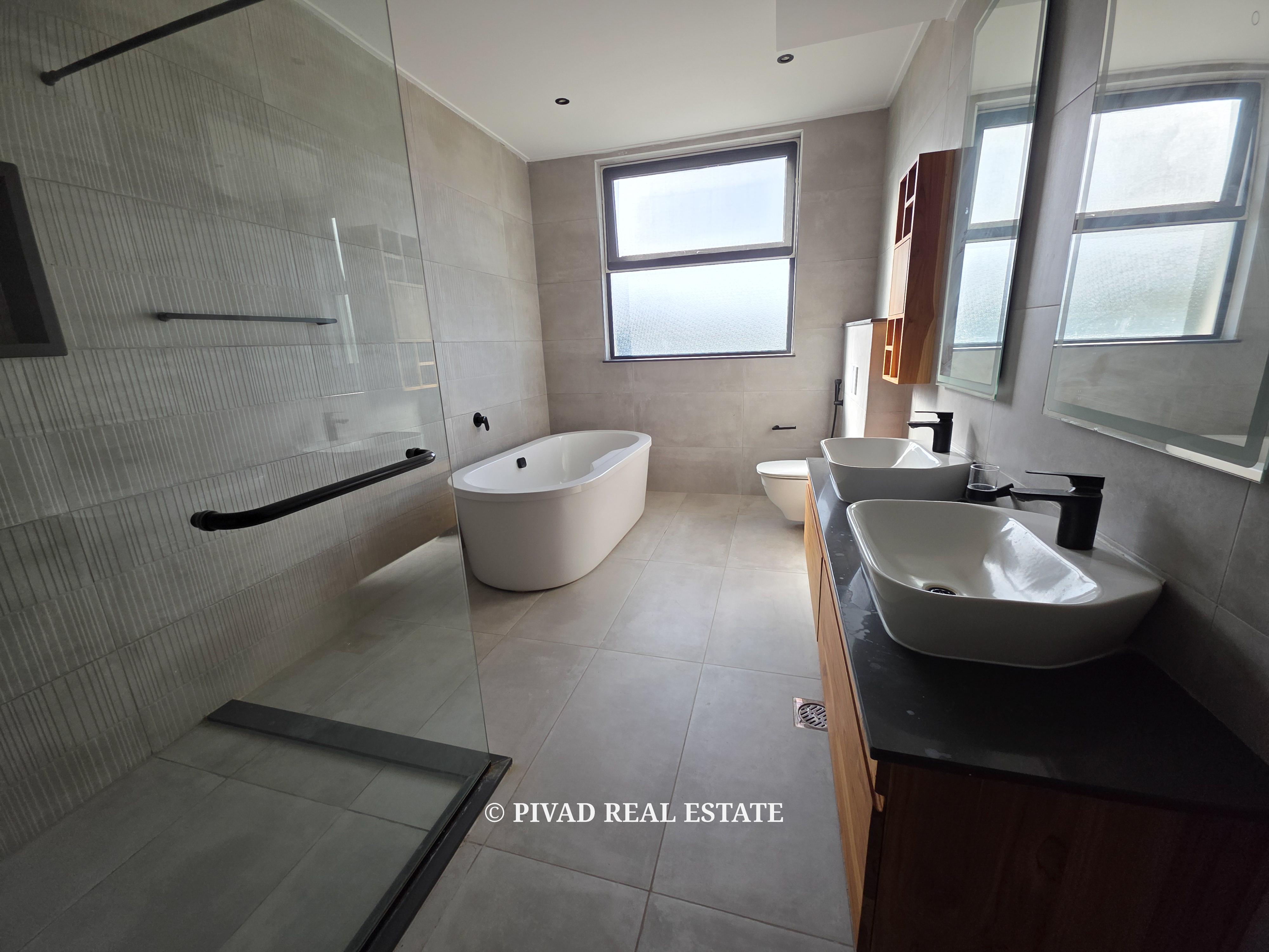 4 Bedroom Apartment Available For Rent - Along Peponi Road