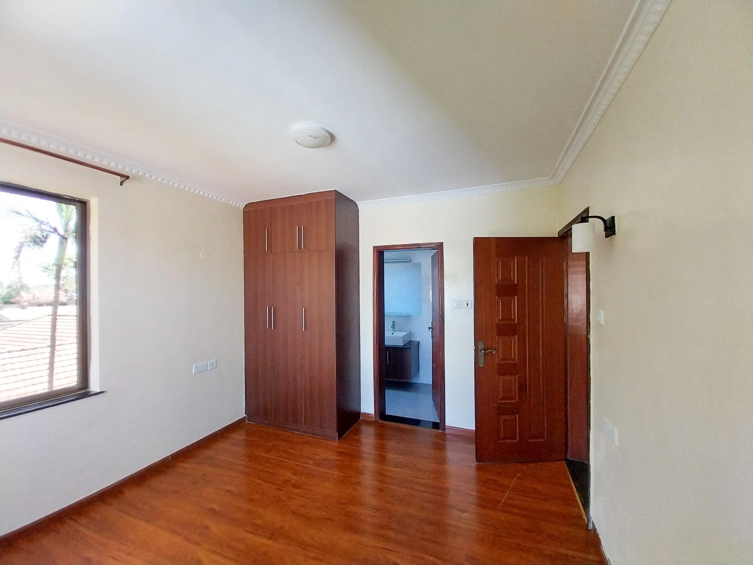 5 Bedroom townhouse Available for Rent in Lavington