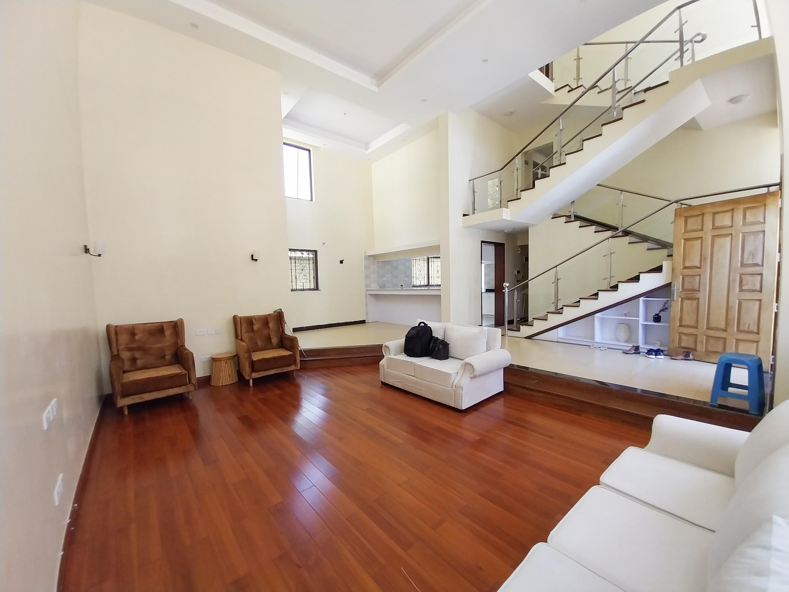 5 Bedroom townhouse Available for Rent in Lavington