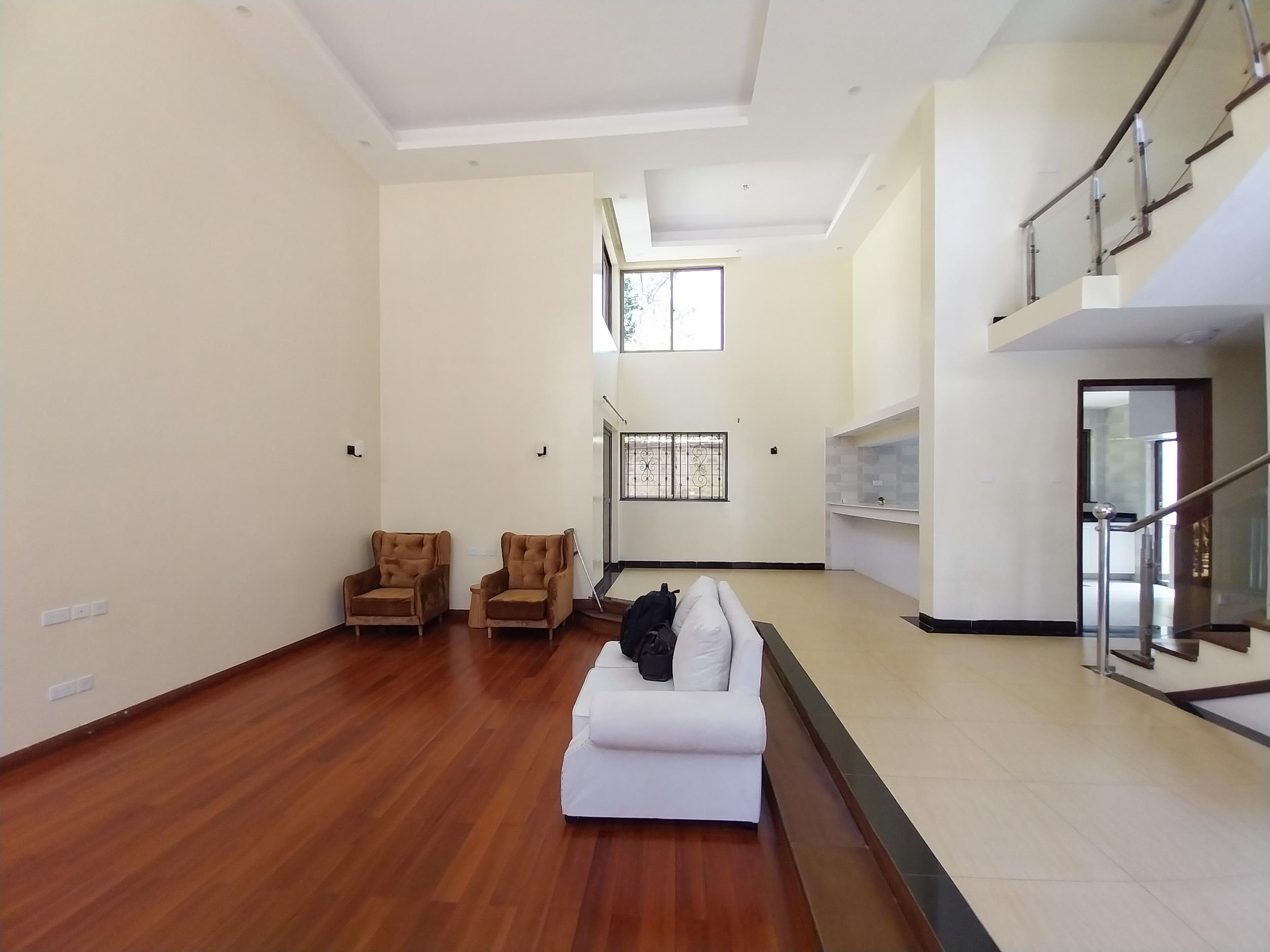 5 Bedroom townhouse Available for Rent in Lavington