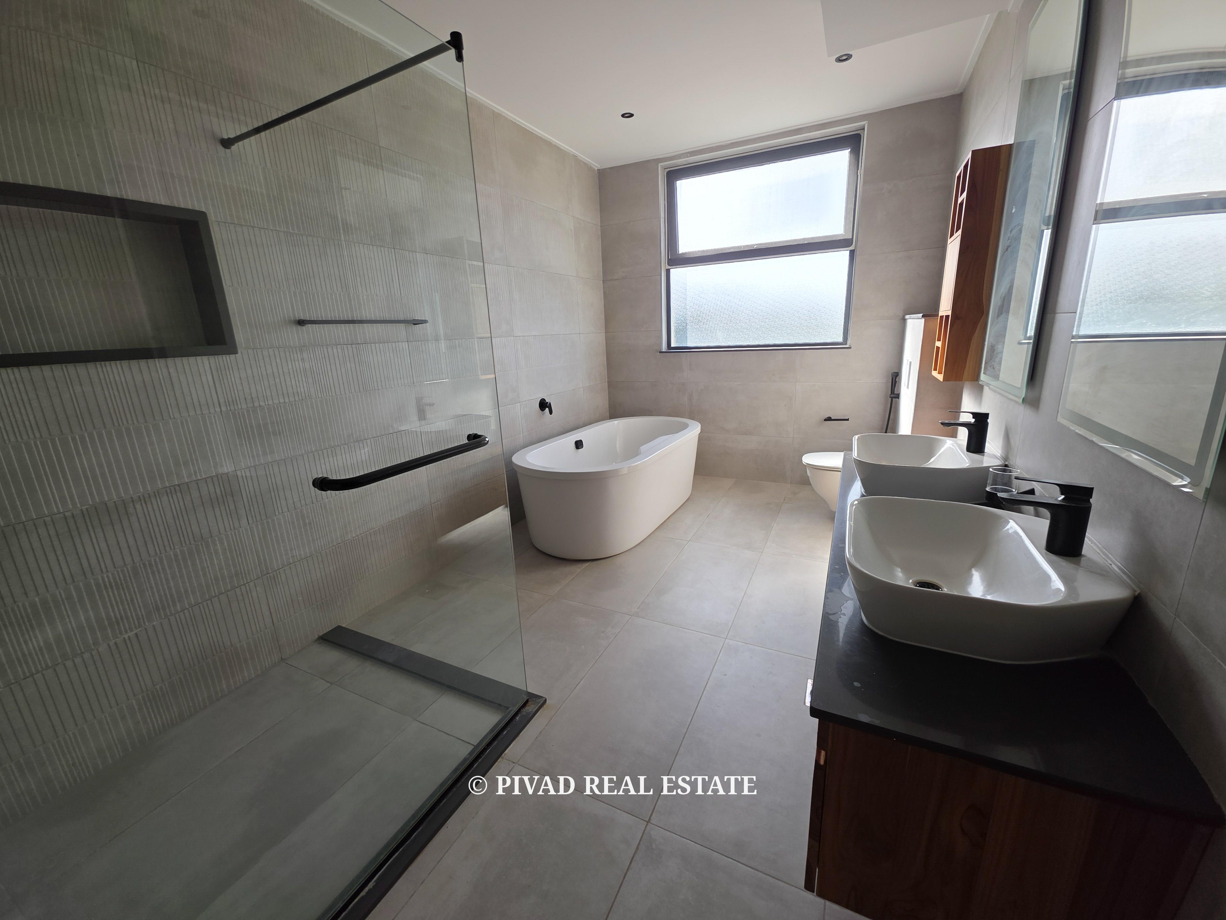 Modern 4 Bedroom apartment for rent In Oaklands Apartments, Peponi Road