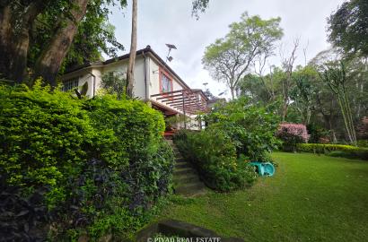 1-Acre Land with Character Home available for Sale in Old Muthaiga