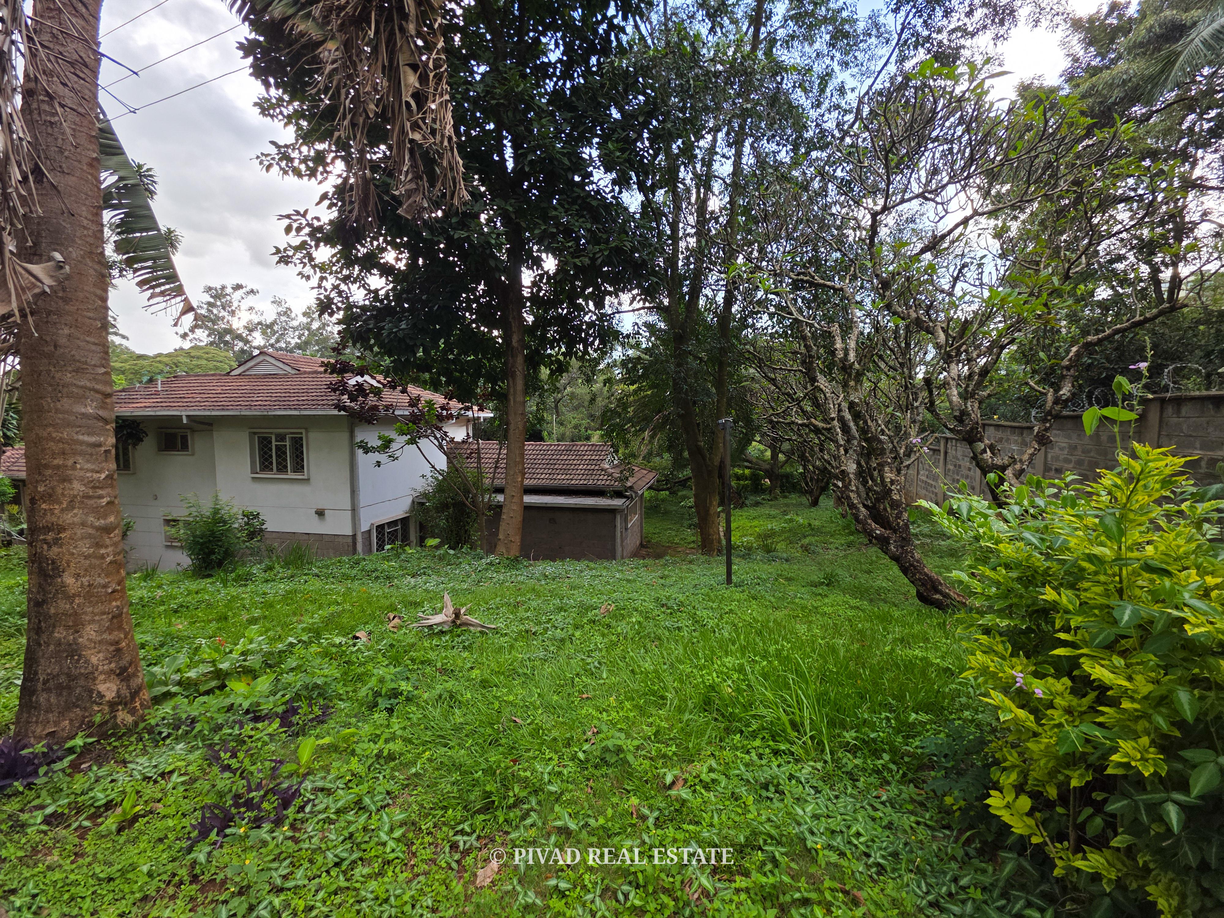 1 Acre Residential Land with an old House available for Sale in Old Muthaiga Estate