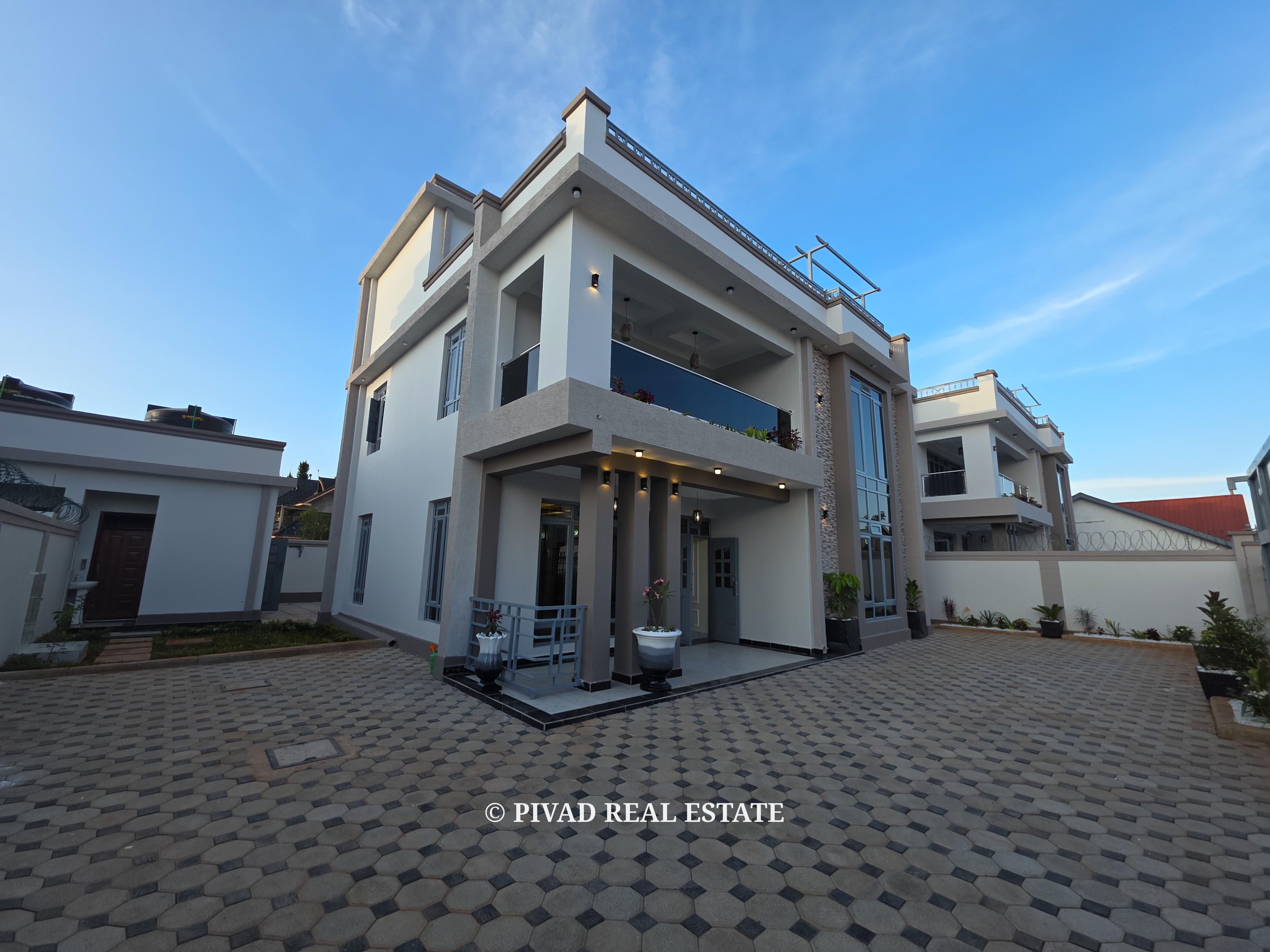 Newly built and modern 5 Bedroom Houses available for Sale in Ruiru