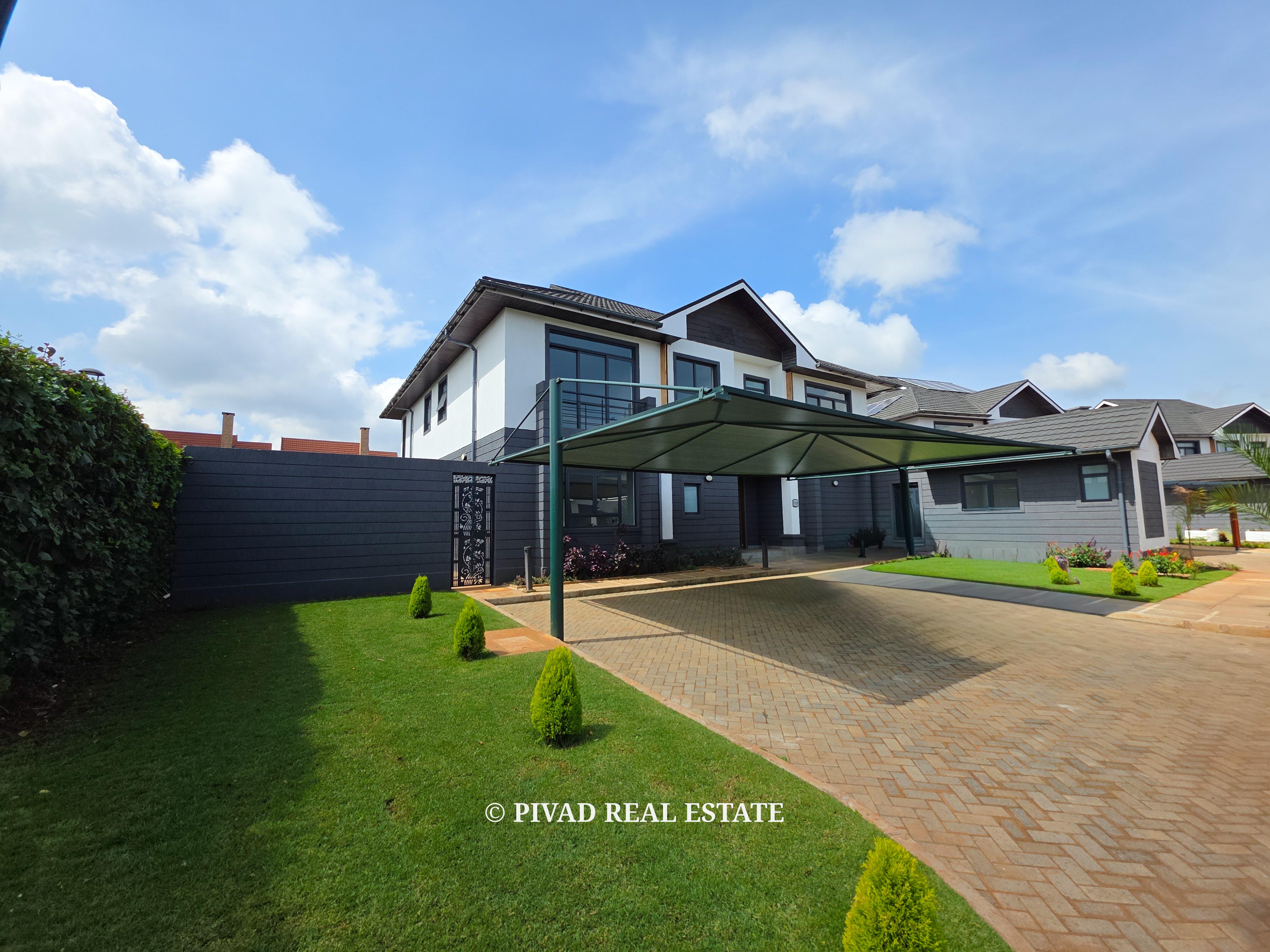 5 Bedroom Villa Available For Sale in Five star Paradise Estate