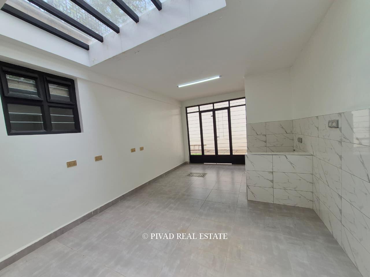 5 Bedroom House For Sale in Runda