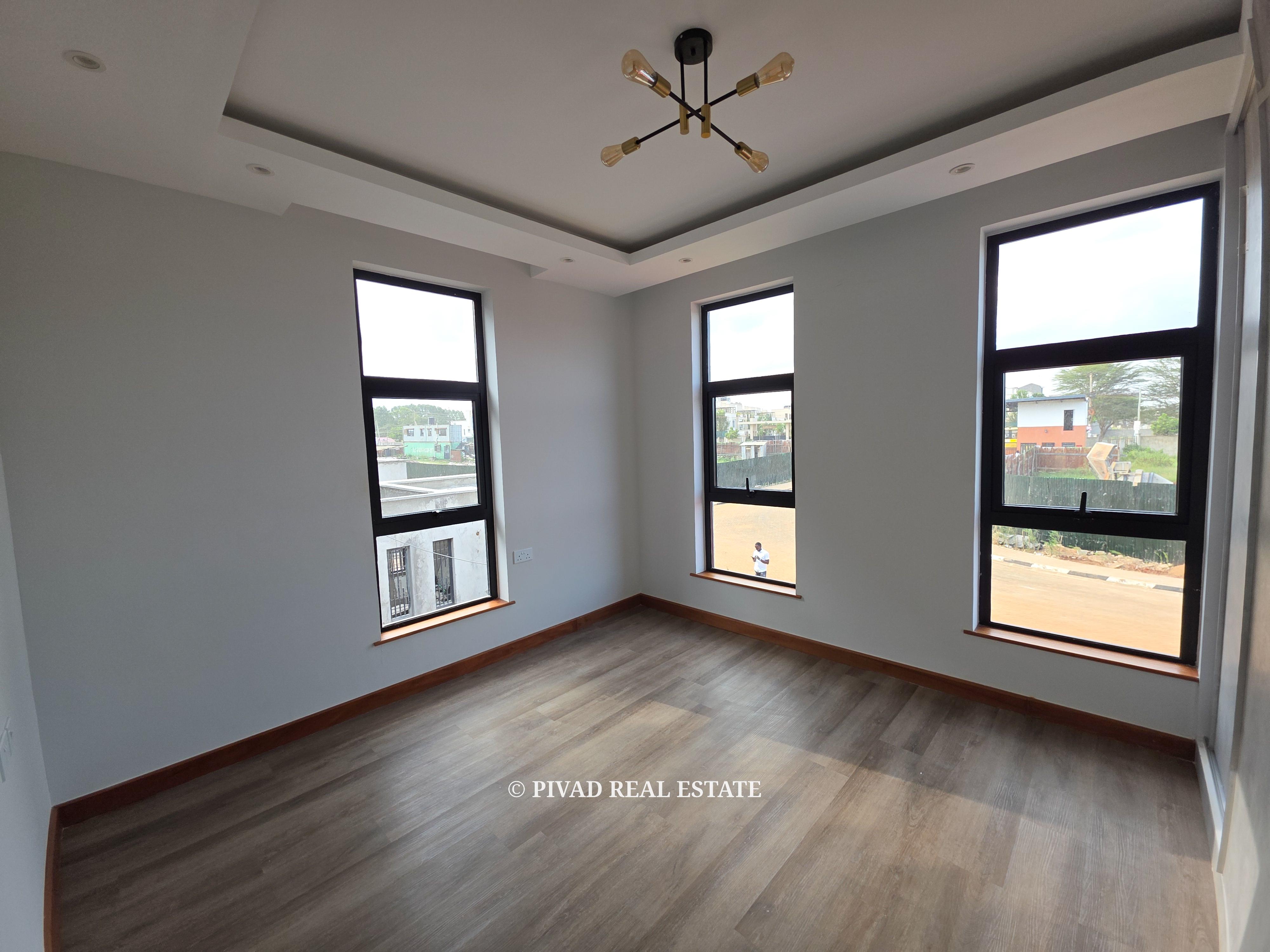 143 Brookview Estate in Membley