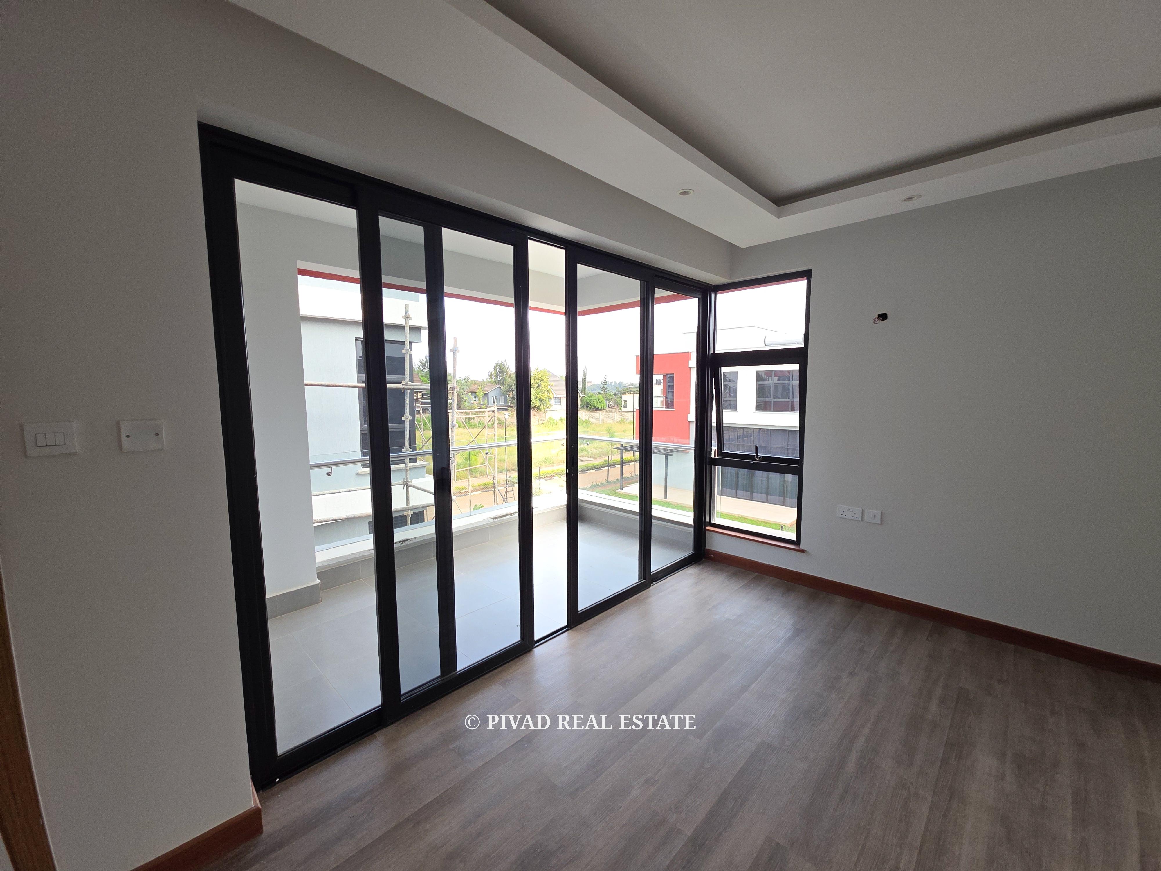 143 Brookview Estate in Membley