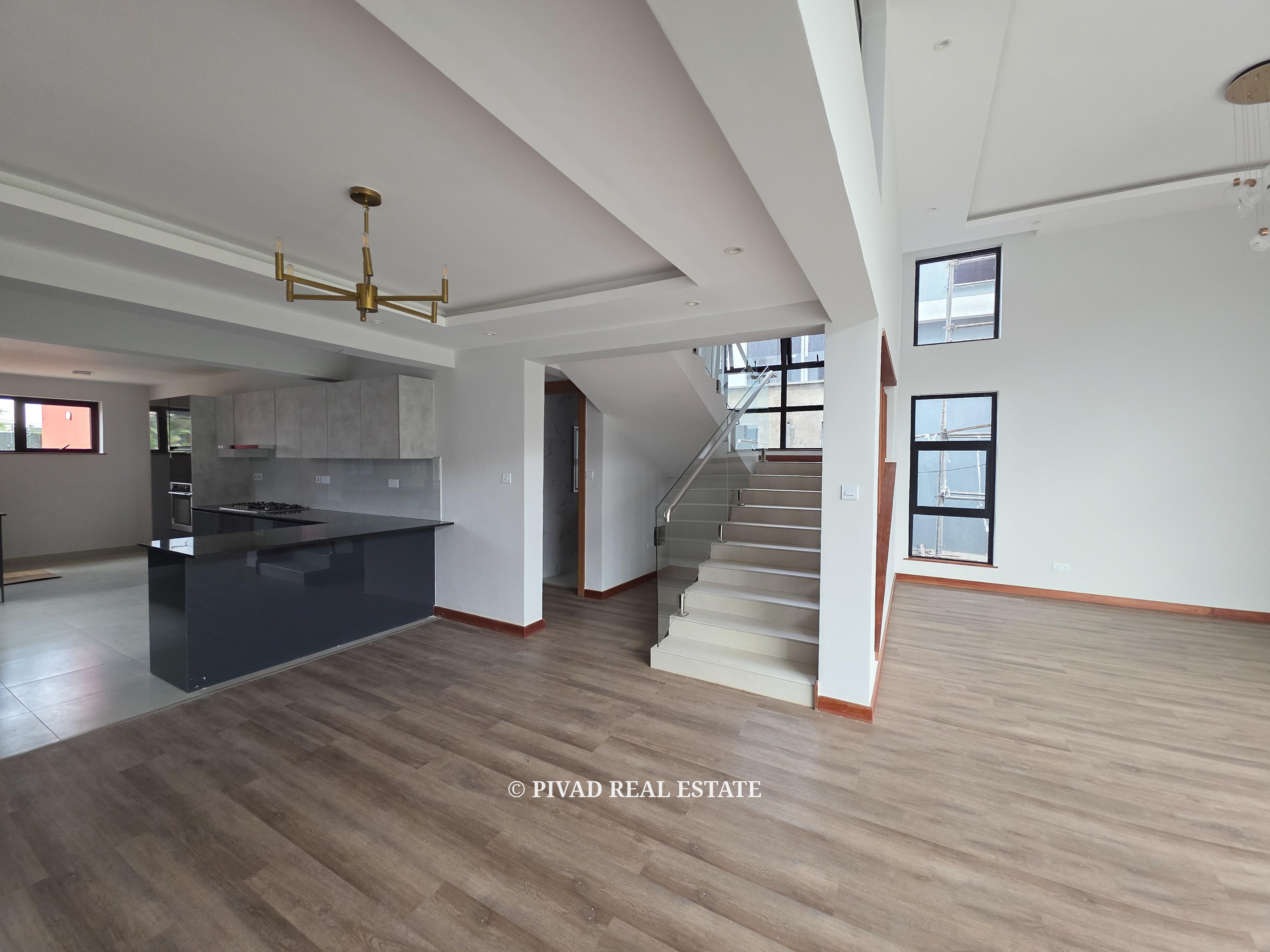 143 Brookview Estate in Membley