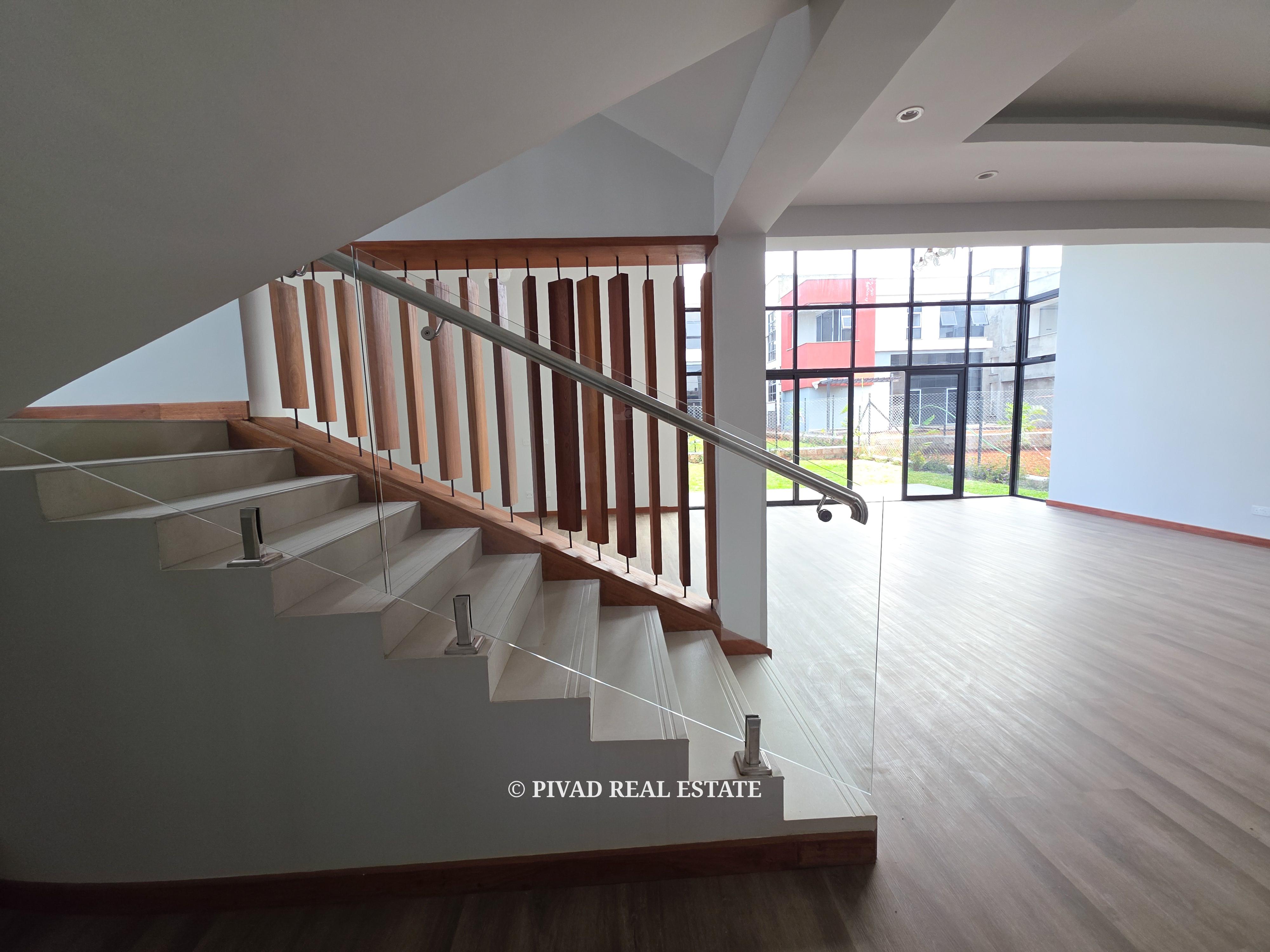 143 Brookview Estate in Membley