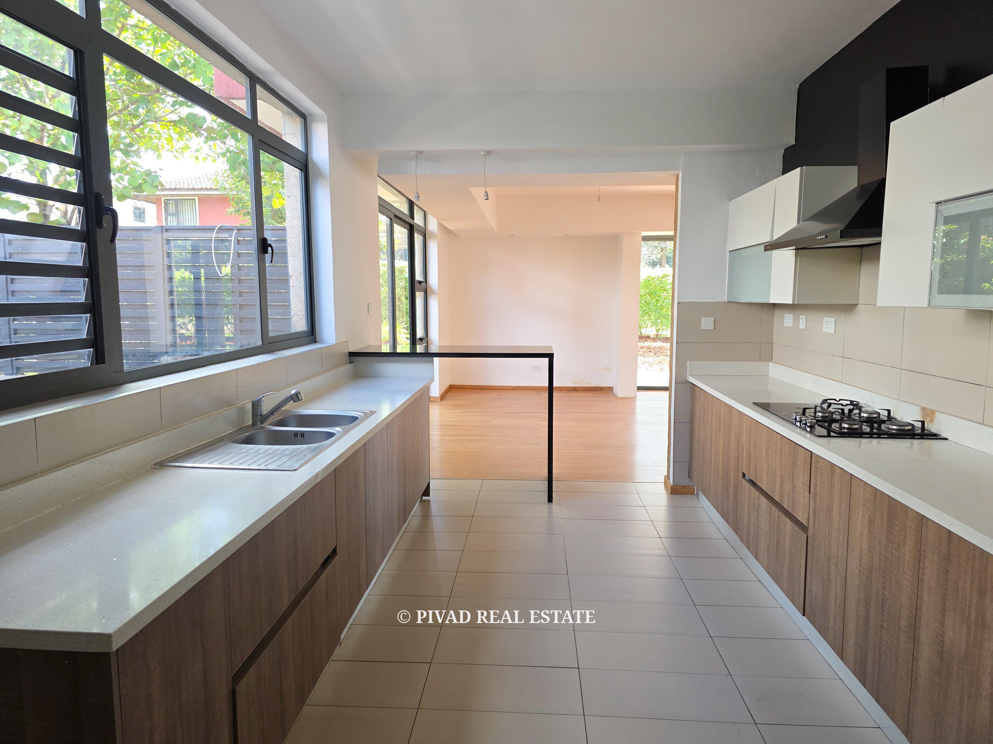 4 Bedroom Townhouse available for Sale in Sarabi Garden Estate