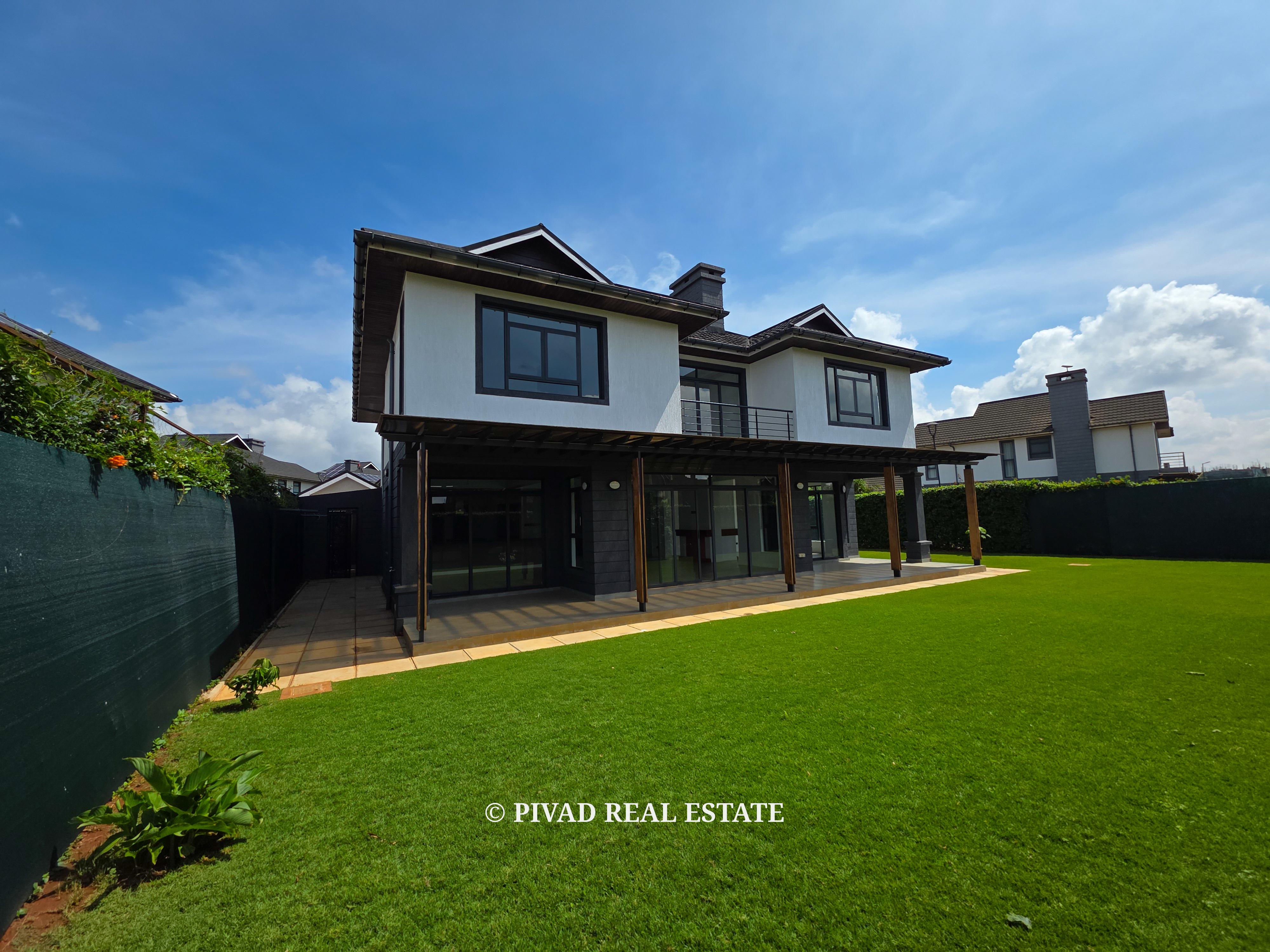 5 Bedroom Villa Available For Sale in Five star Paradise Estate