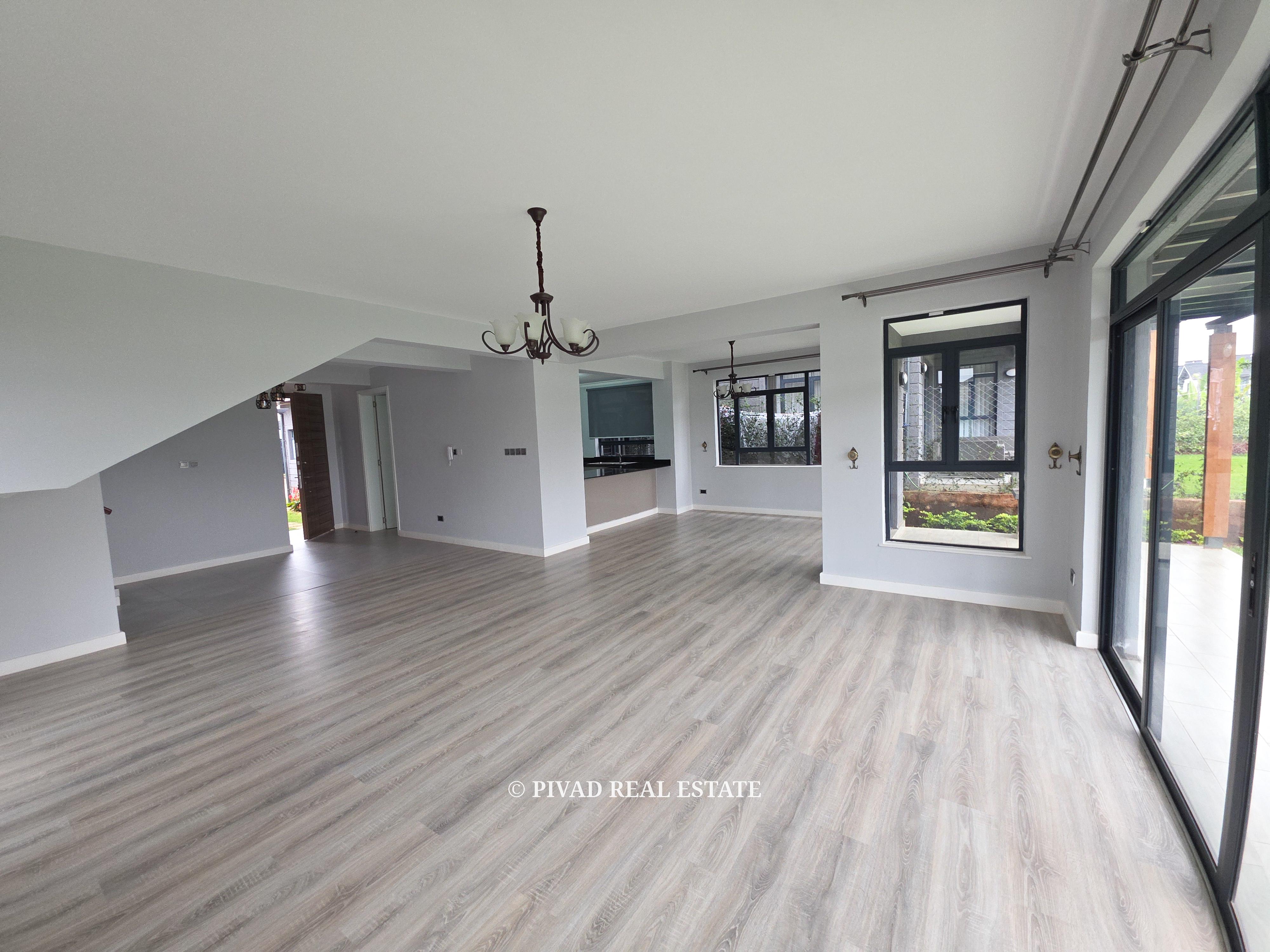 3 Bedroom Townhouse Available For Rent in Five Star Paradise estate
