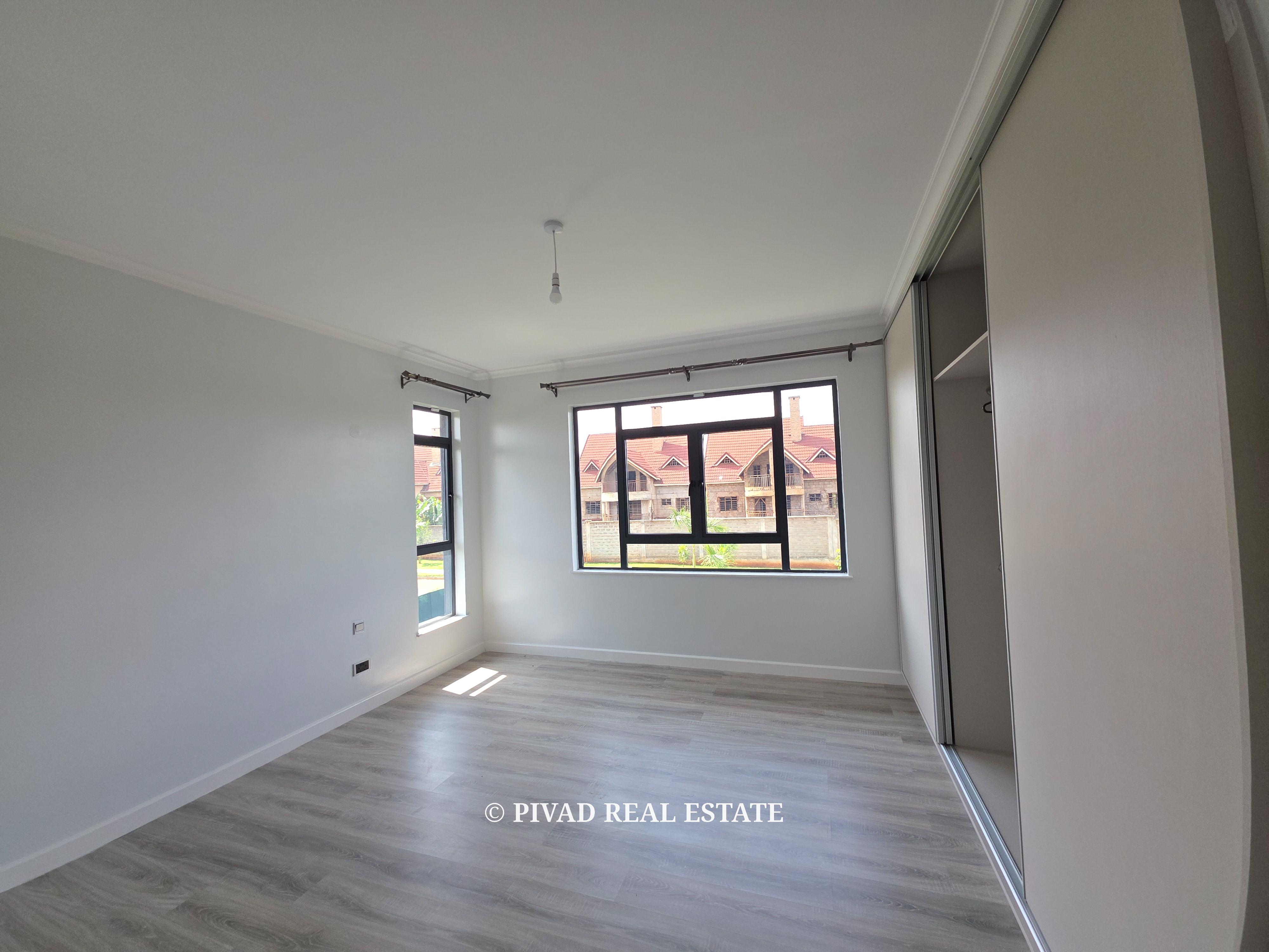 5 bedroom house available for Sale in Fivestar Paradise