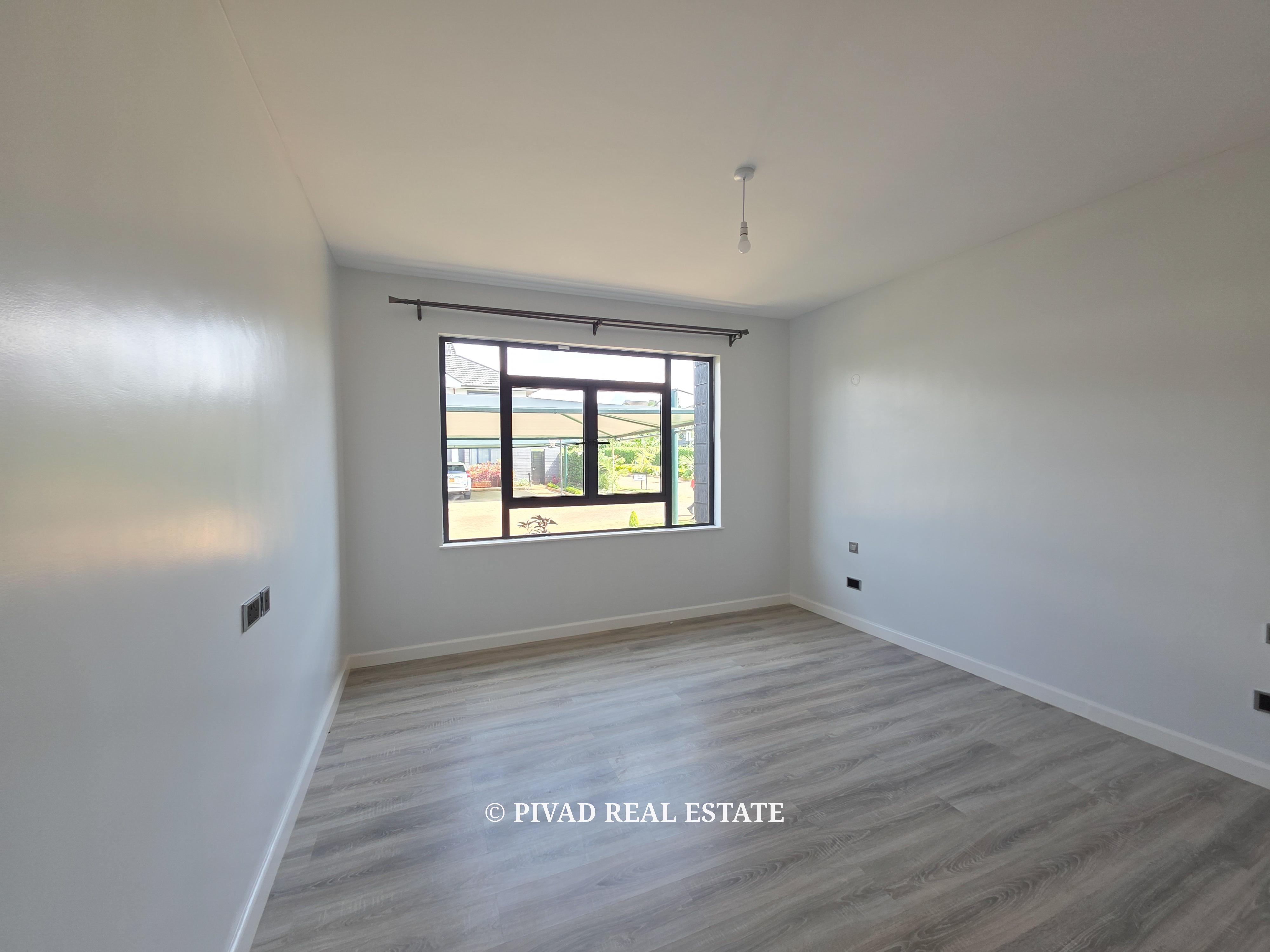 5 bedroom house available for Sale in Fivestar Paradise
