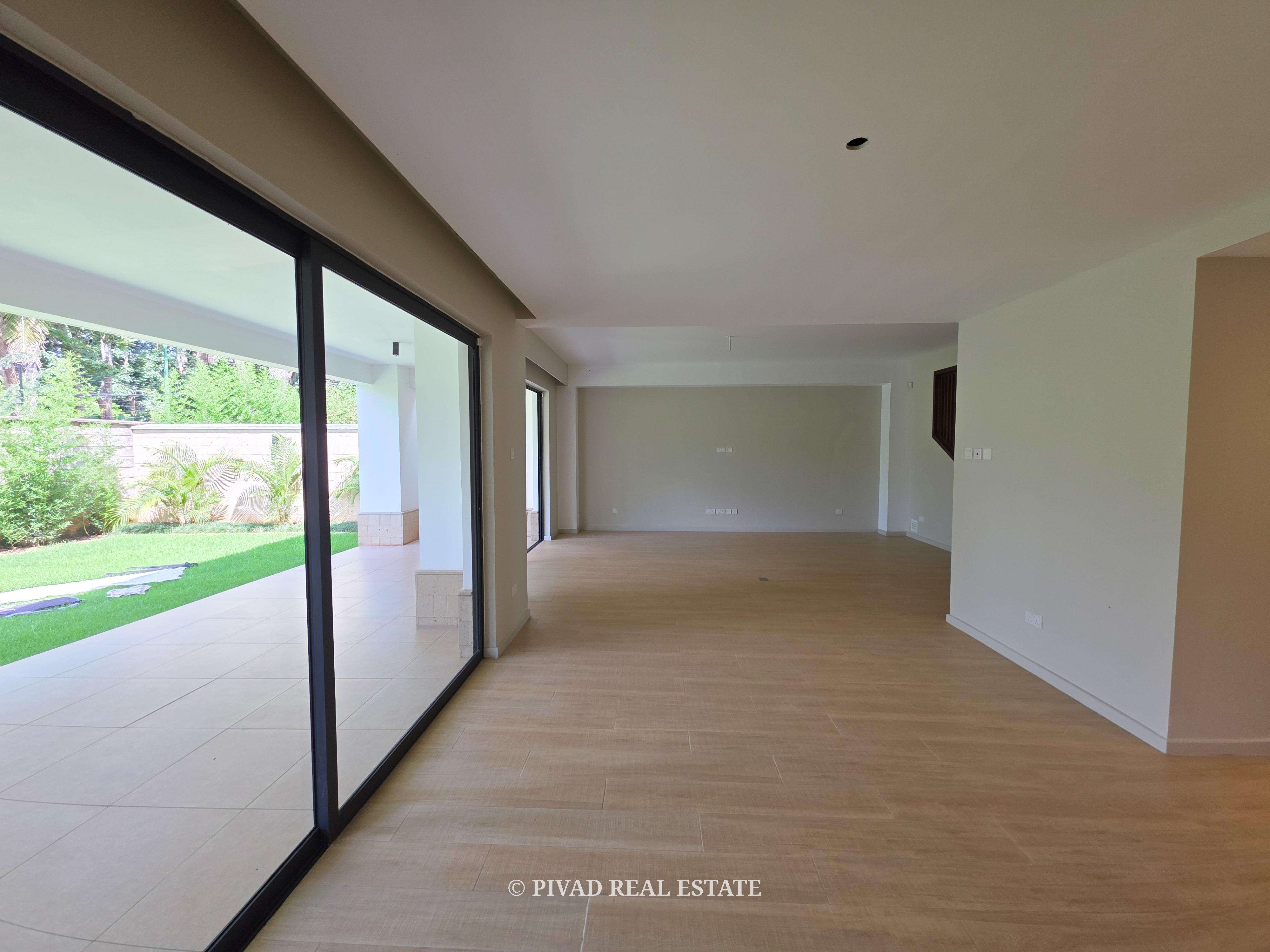 Modern 5 Bedroom house for rent in kyuna