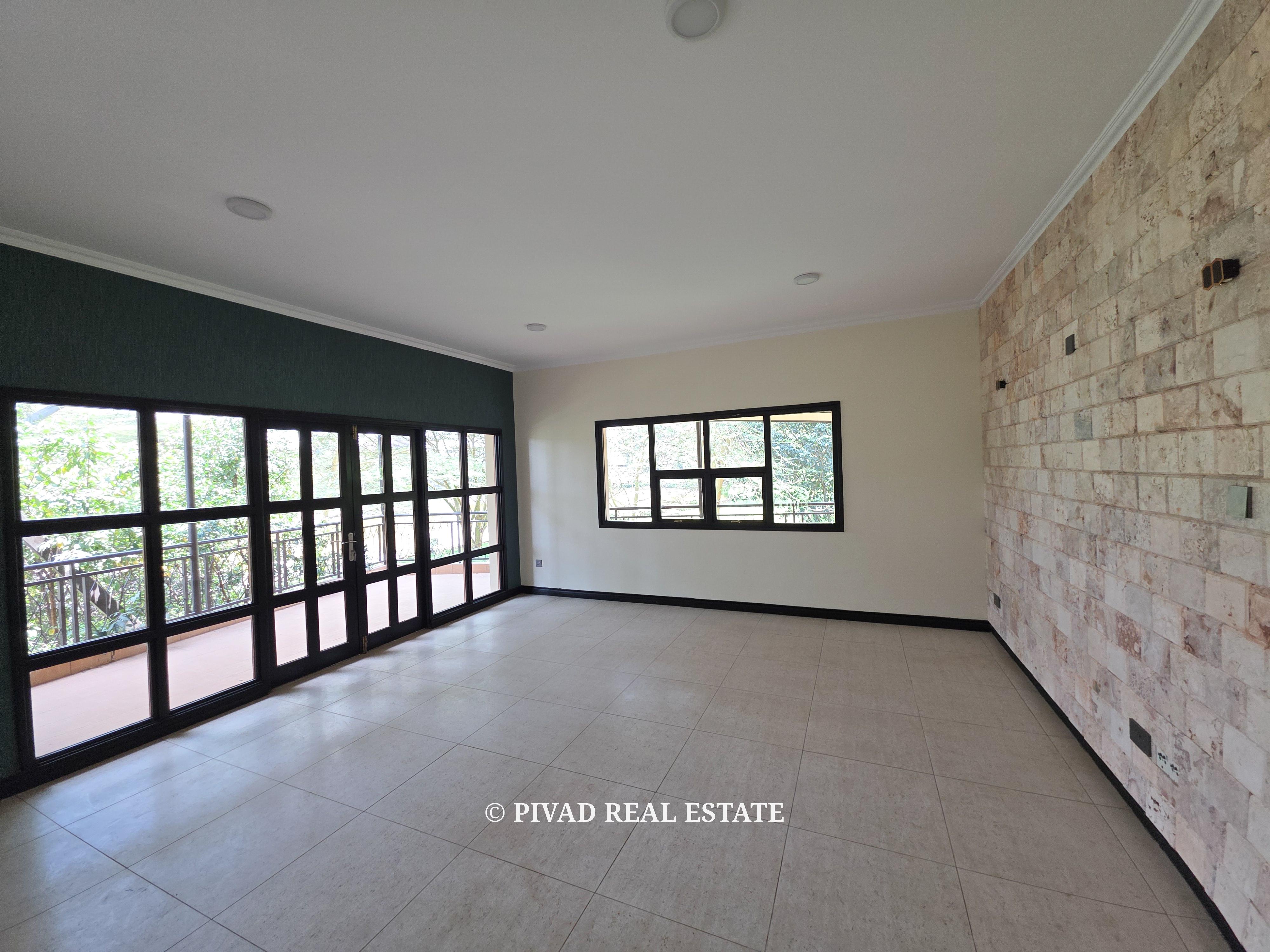 5 bedroom house Available for Sale in Karen