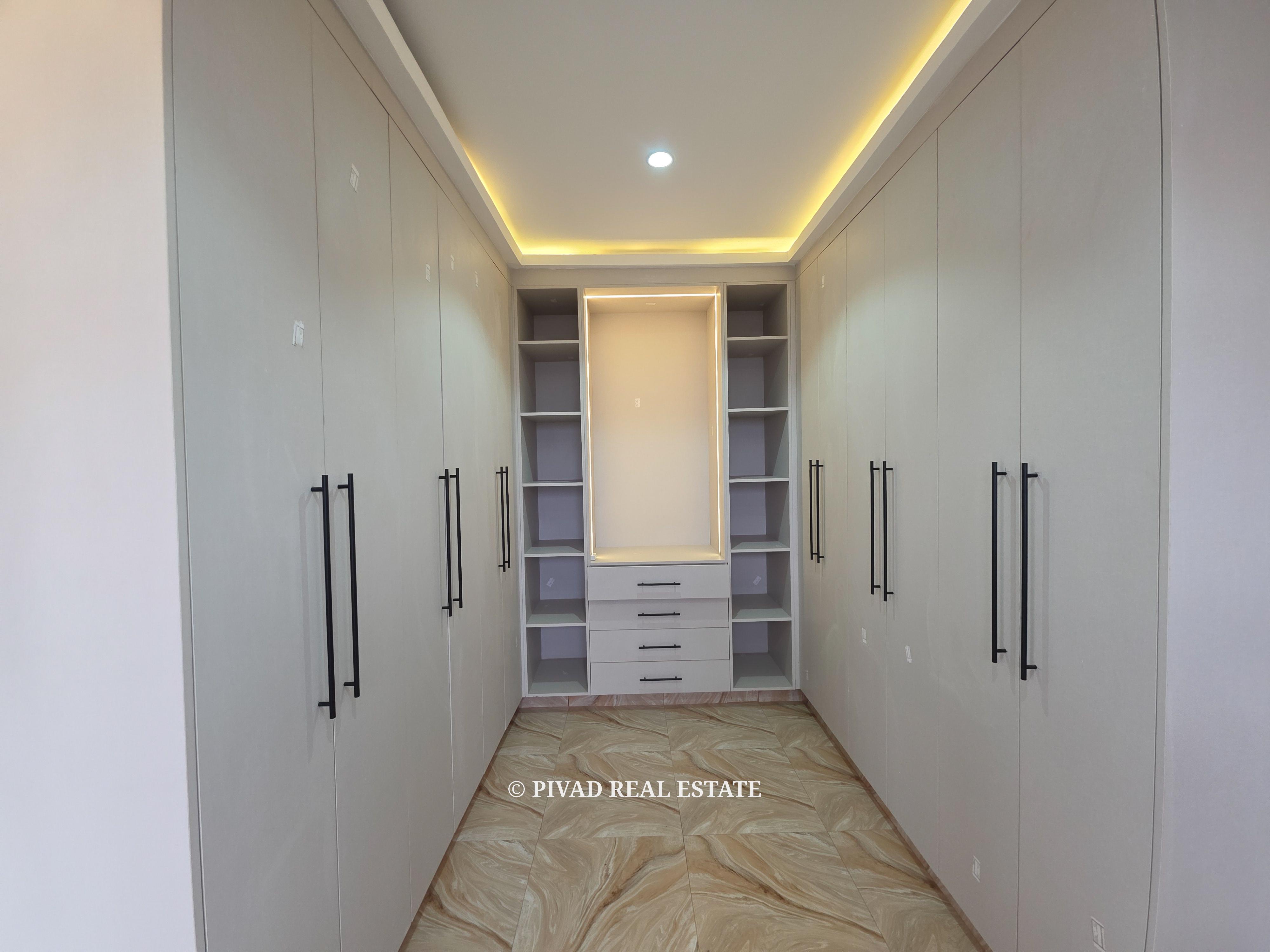 Newly built Flat roof 5 Bedroom house available for Sale in Tatu City